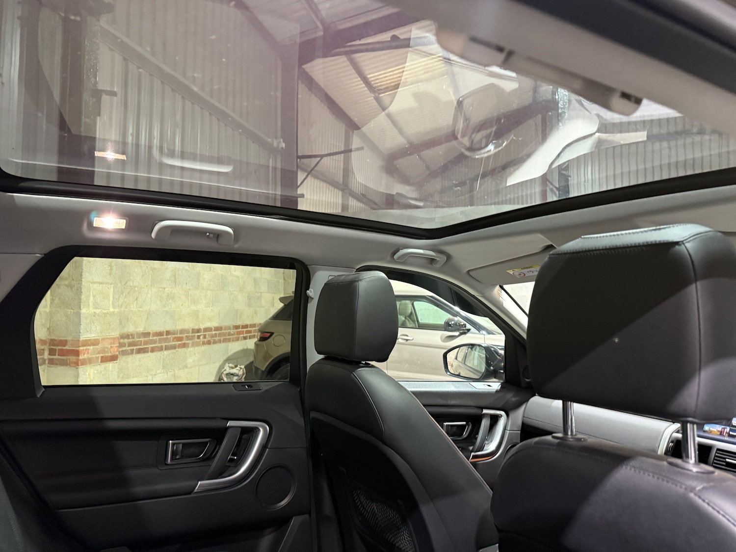 Used Land Rover Discovery Sport for sale - 76477468: Photo 23