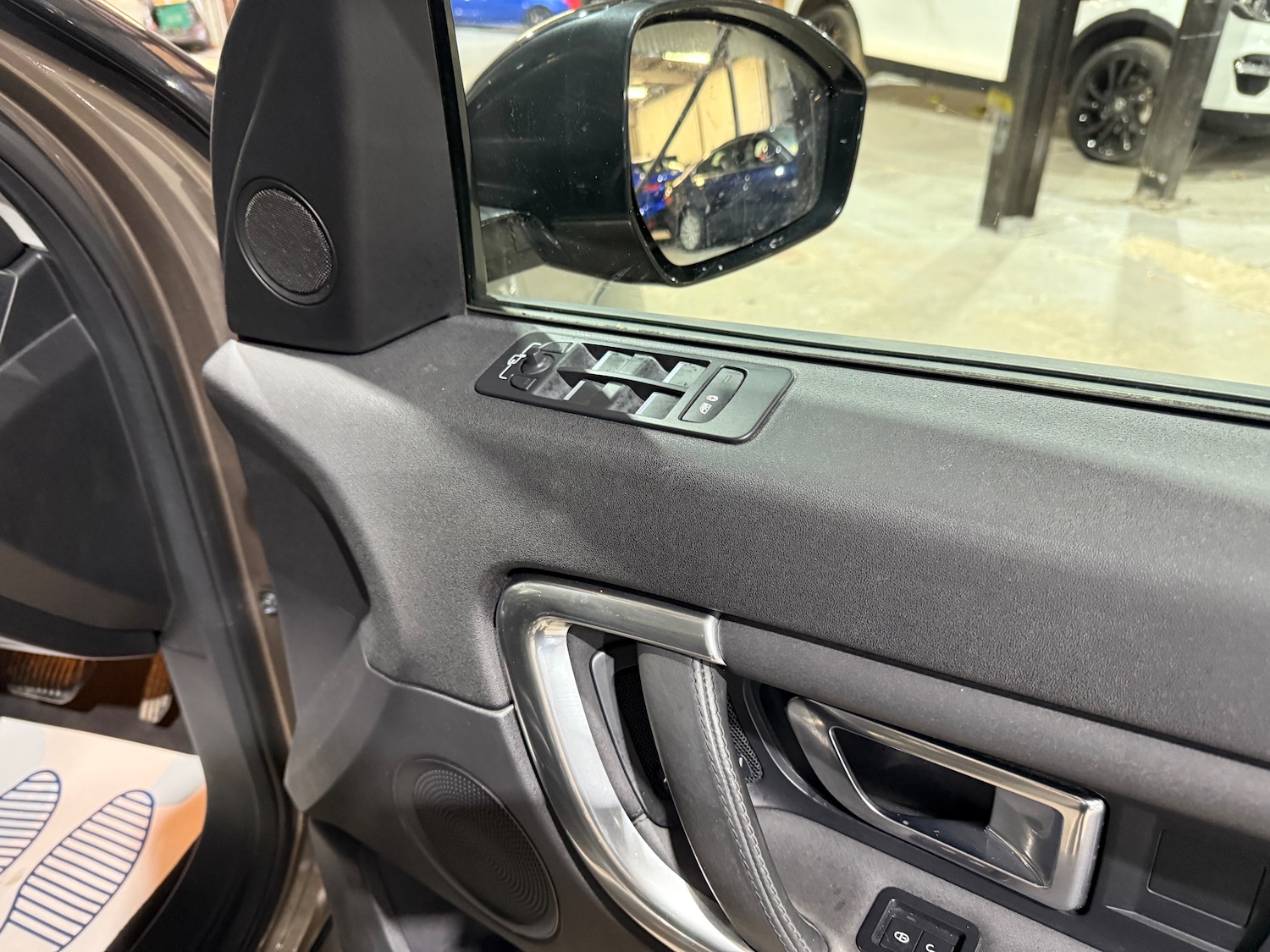 Used Land Rover Discovery Sport for sale - 76477468: Photo 26