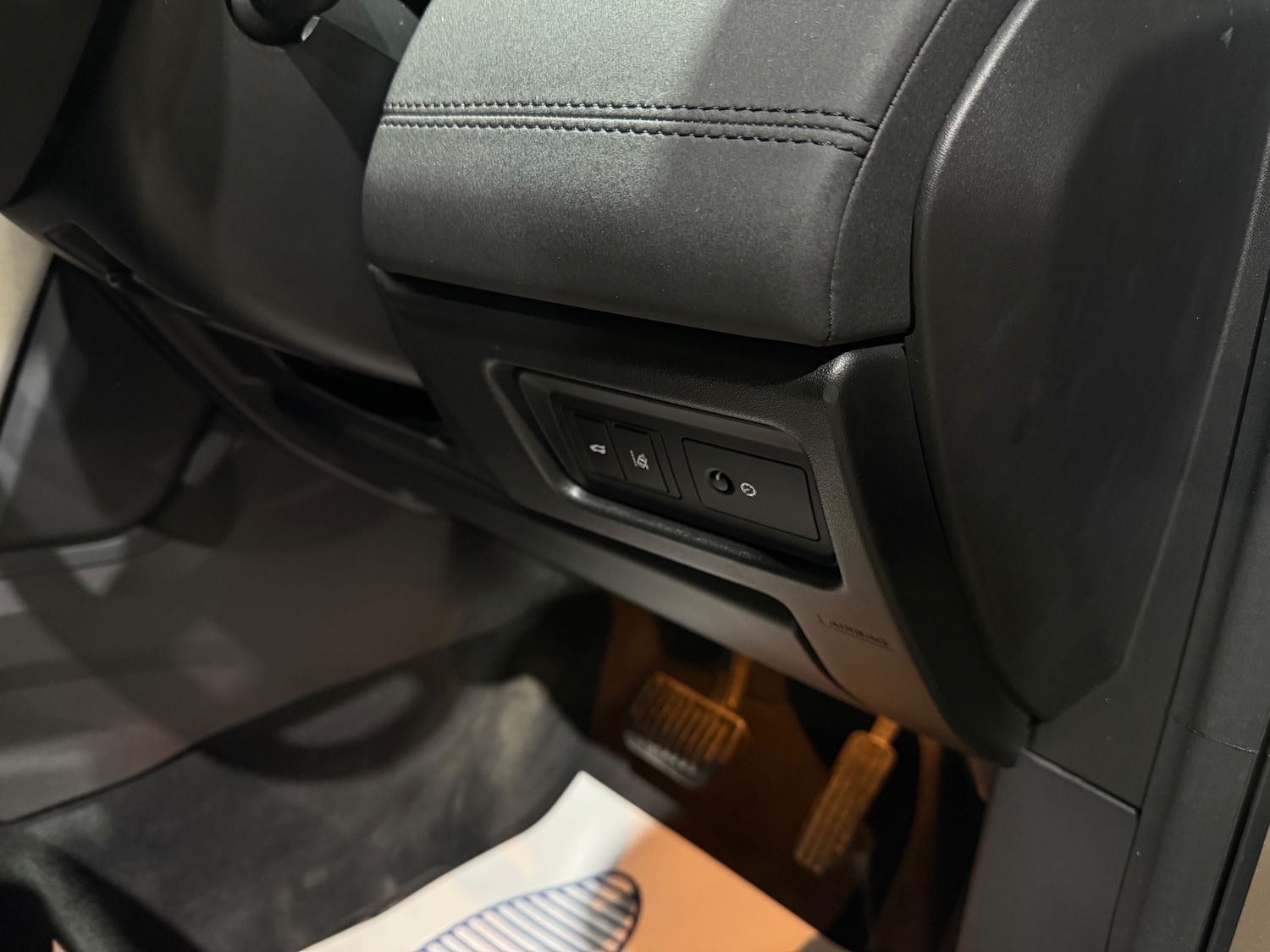 Used Land Rover Discovery Sport for sale - 76477468: Photo 32