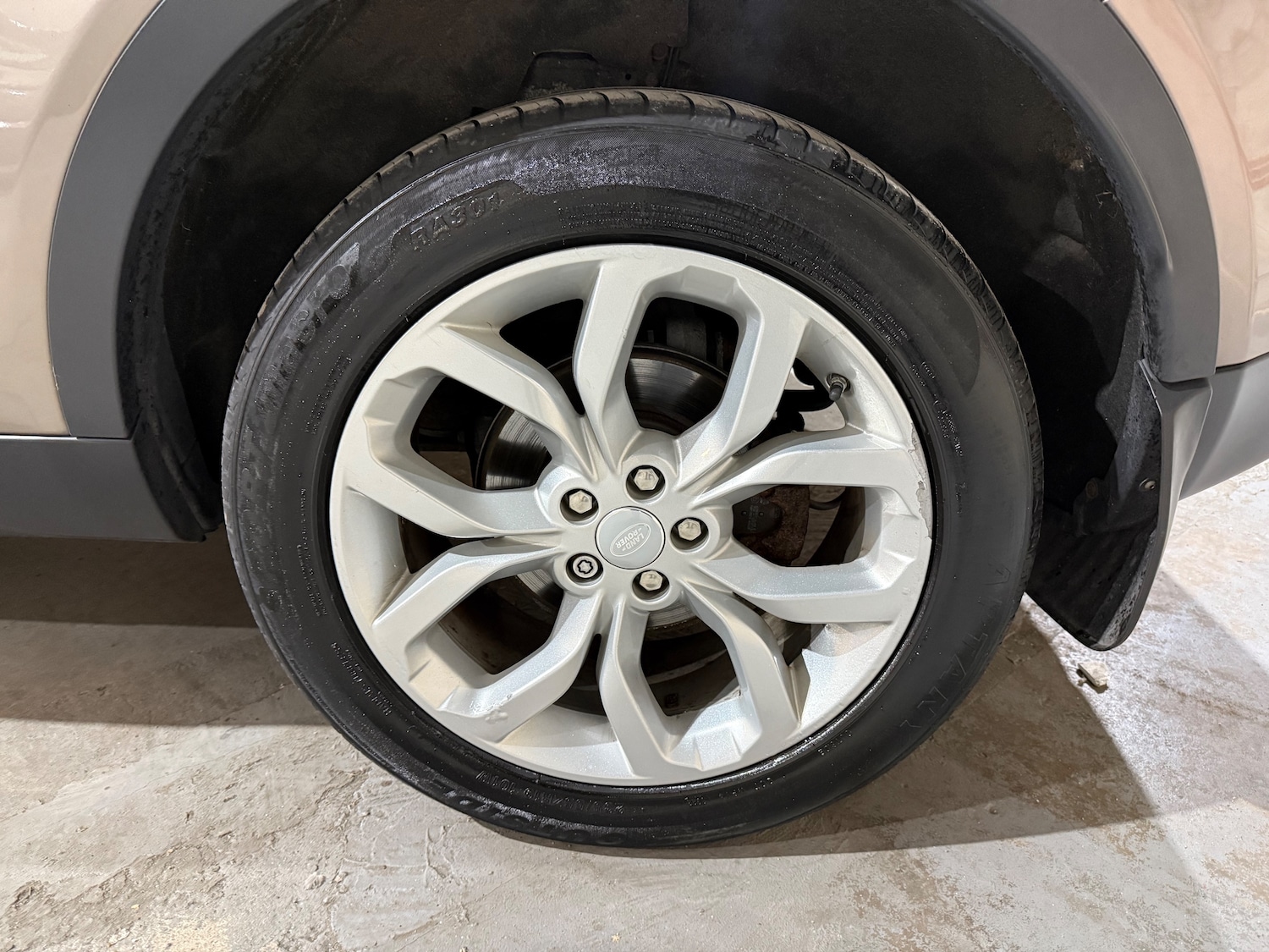 Used Land Rover Discovery Sport for sale - 76477468: Photo 60