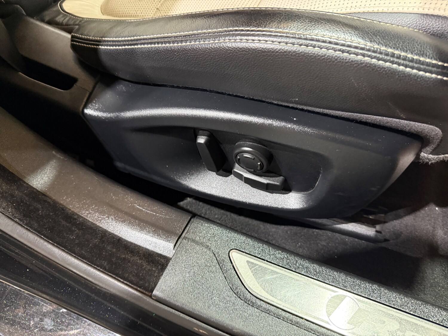 Used Jaguar XF 2018 for sale - 77931775: Photo 29