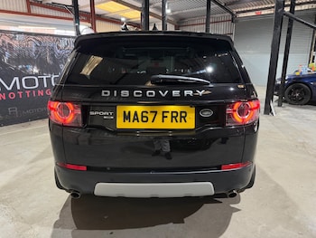 Used Land Rover Discovery Sport 2017 for sale - 78380018: Photo