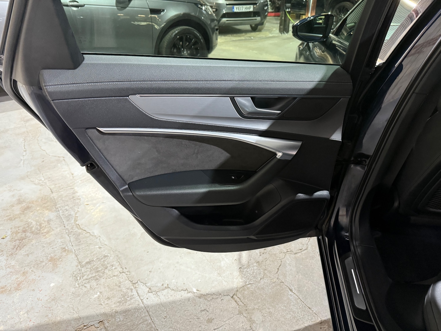 Used Audi A6 Saloon 2019 for sale - 76565589: Photo 13