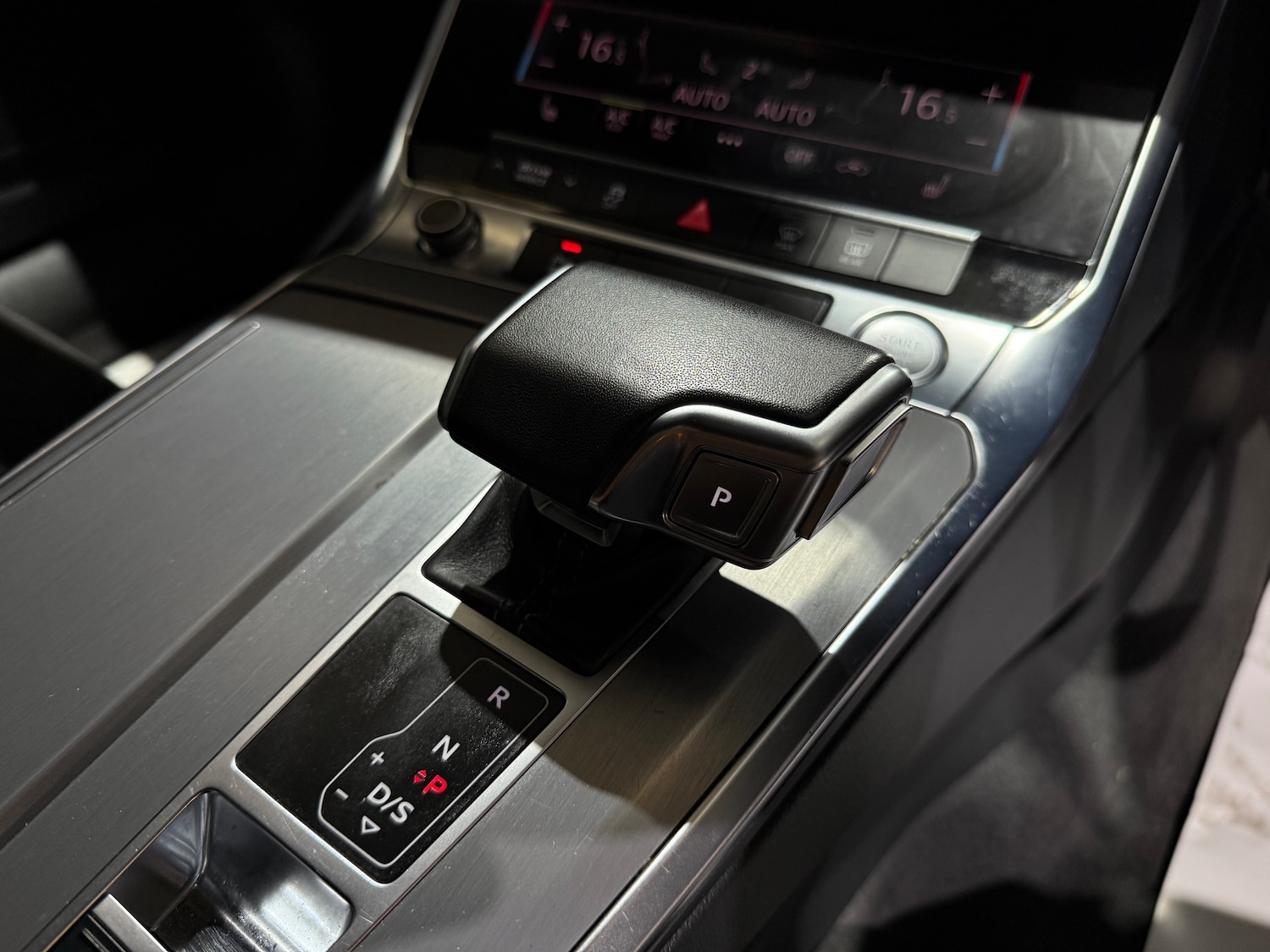 Used Audi A6 Saloon 2019 for sale - 76565589: Photo 40