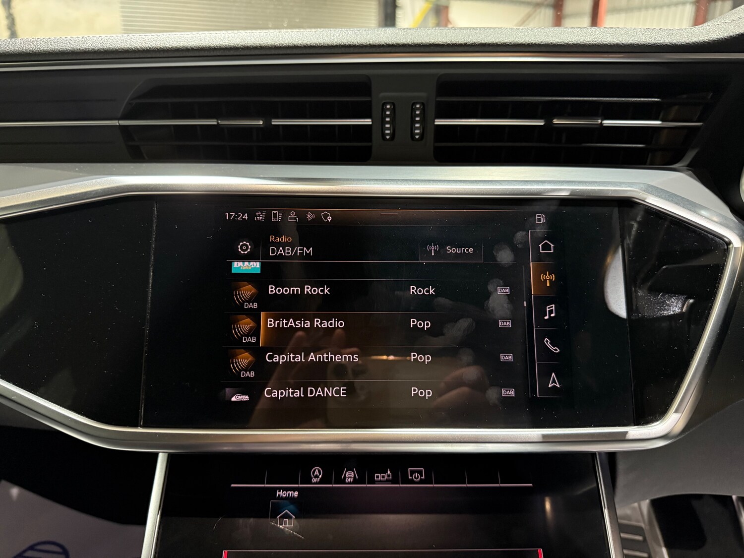 Used Audi A6 Saloon 2019 for sale - 76565589: Photo 46