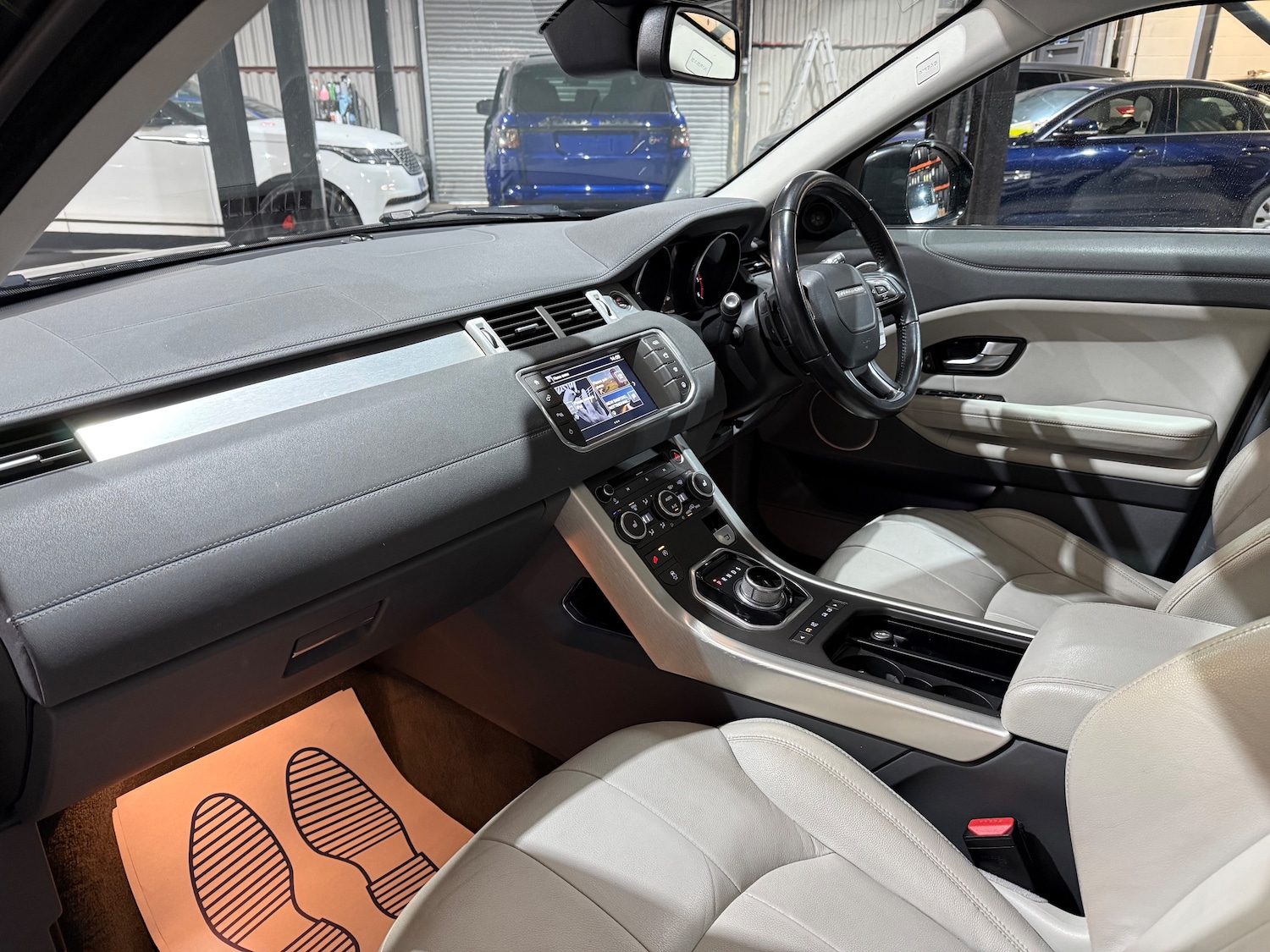 Used Land Rover Range Rover Evoque 2016 for sale - 77080119: Photo 10