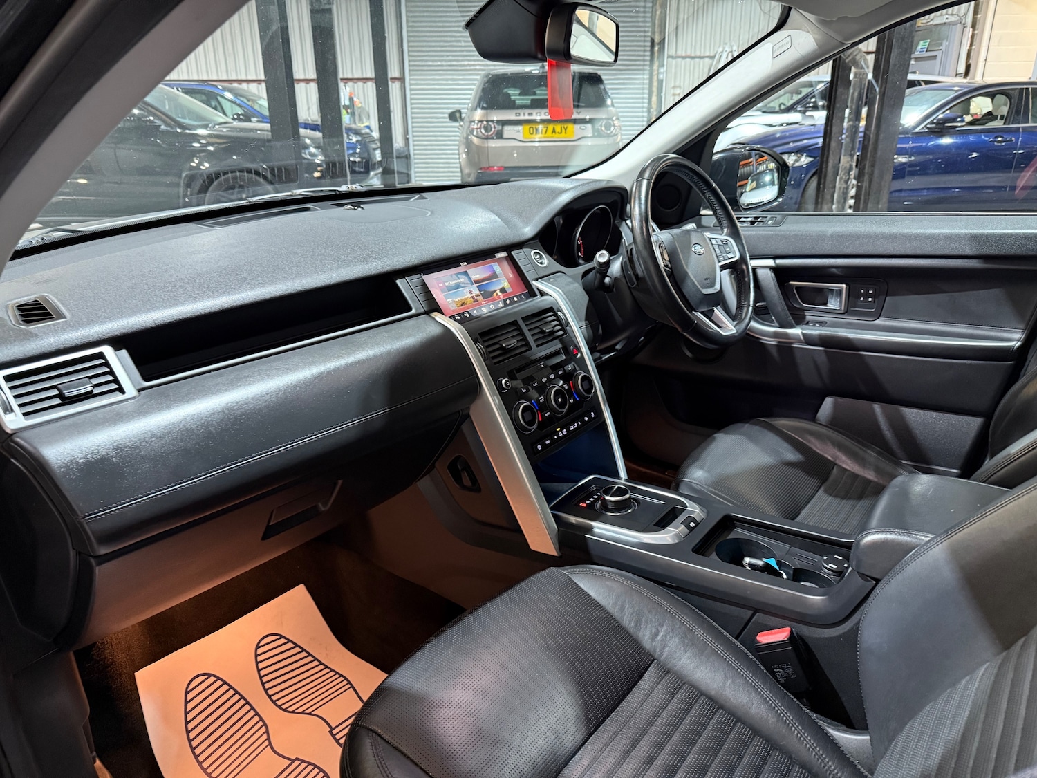 Used Land Rover Discovery Sport 2017 for sale - 76739373: Photo 10