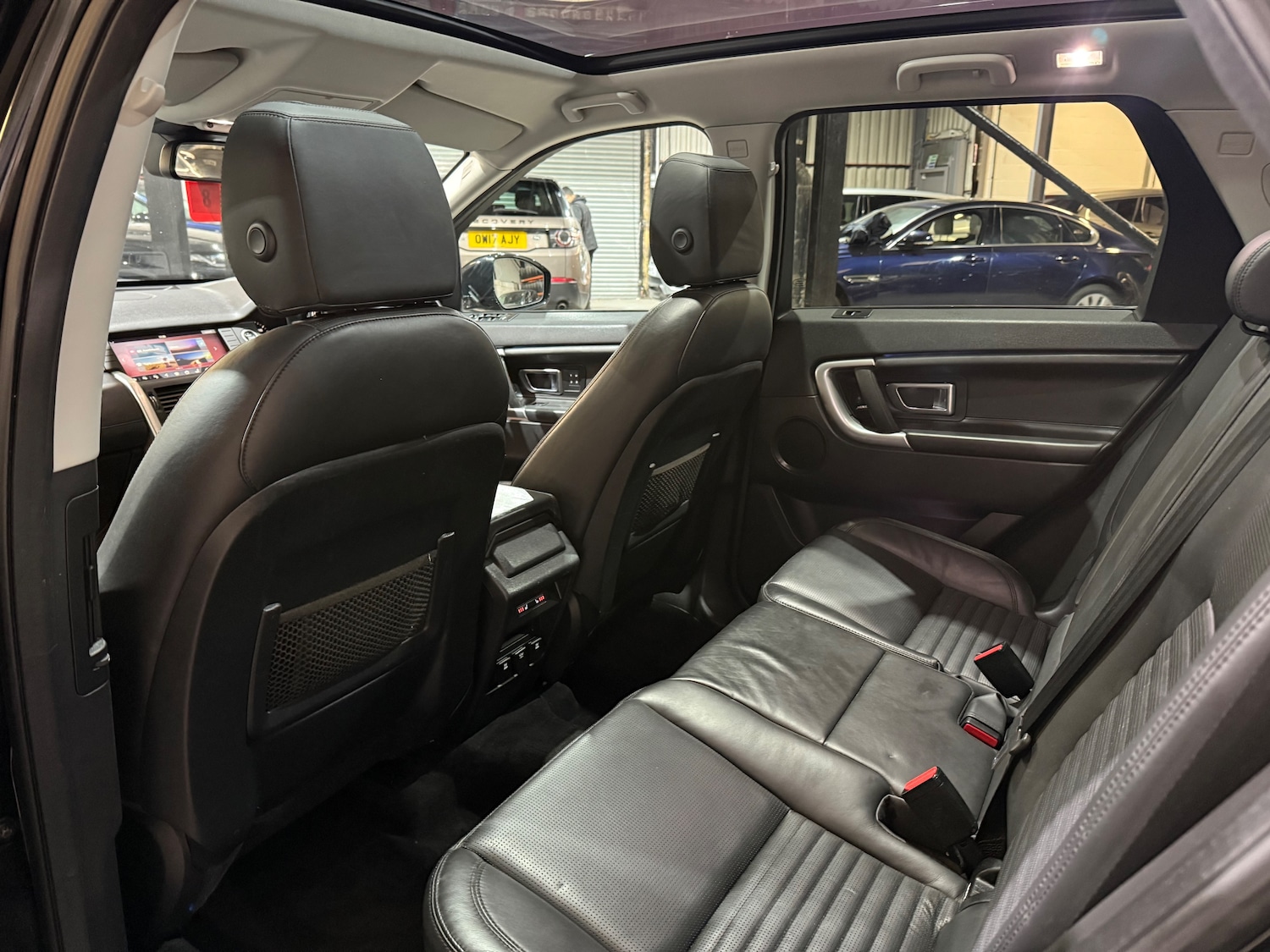 Used Land Rover Discovery Sport 2017 for sale - 76739373: Photo 18