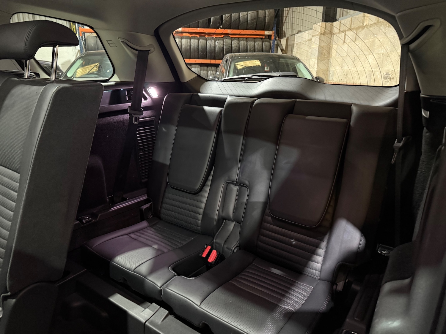 Used Land Rover Discovery Sport 2017 for sale - 76739373: Photo 21