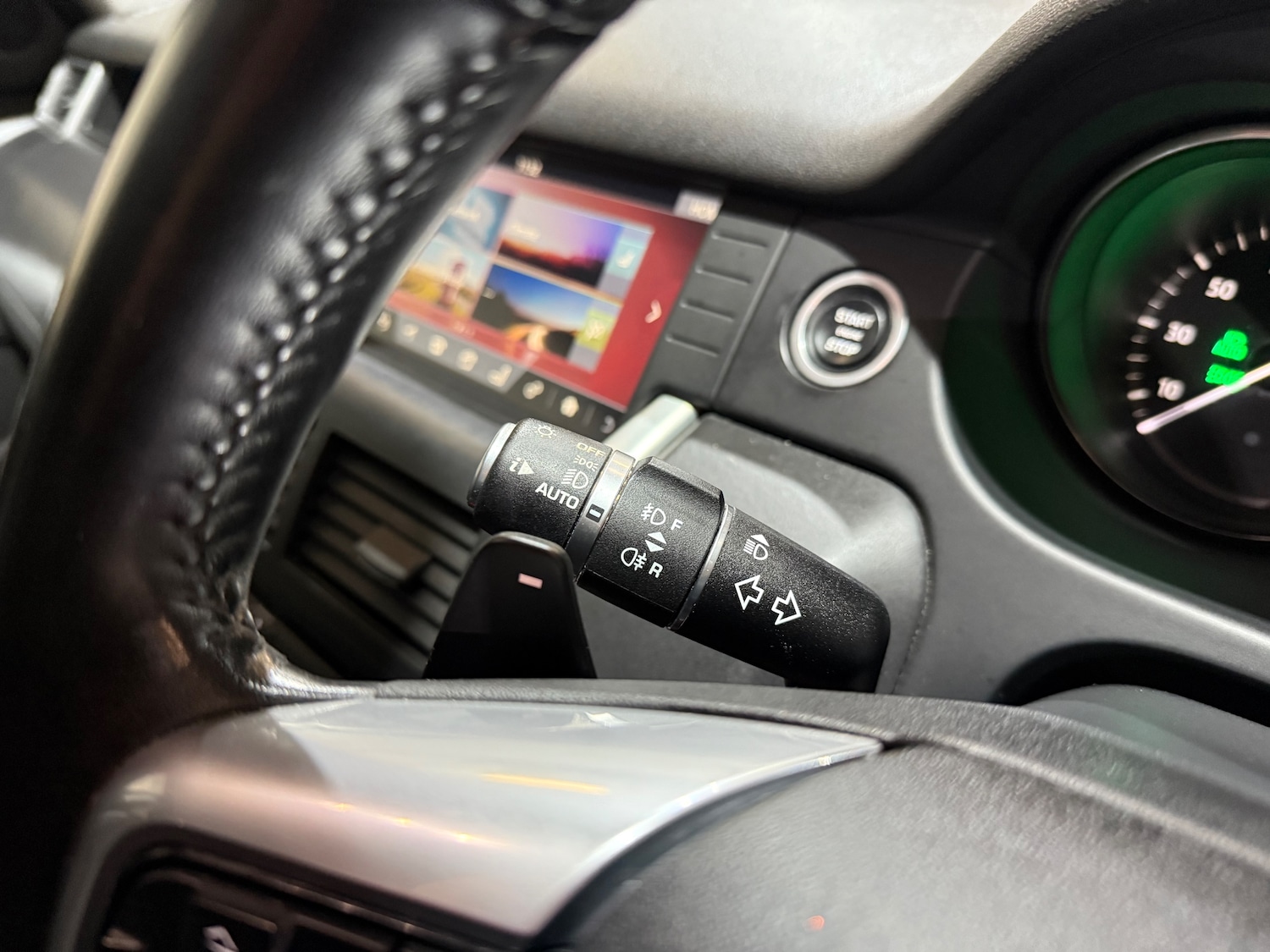 Used Land Rover Discovery Sport 2017 for sale - 76739373: Photo 42