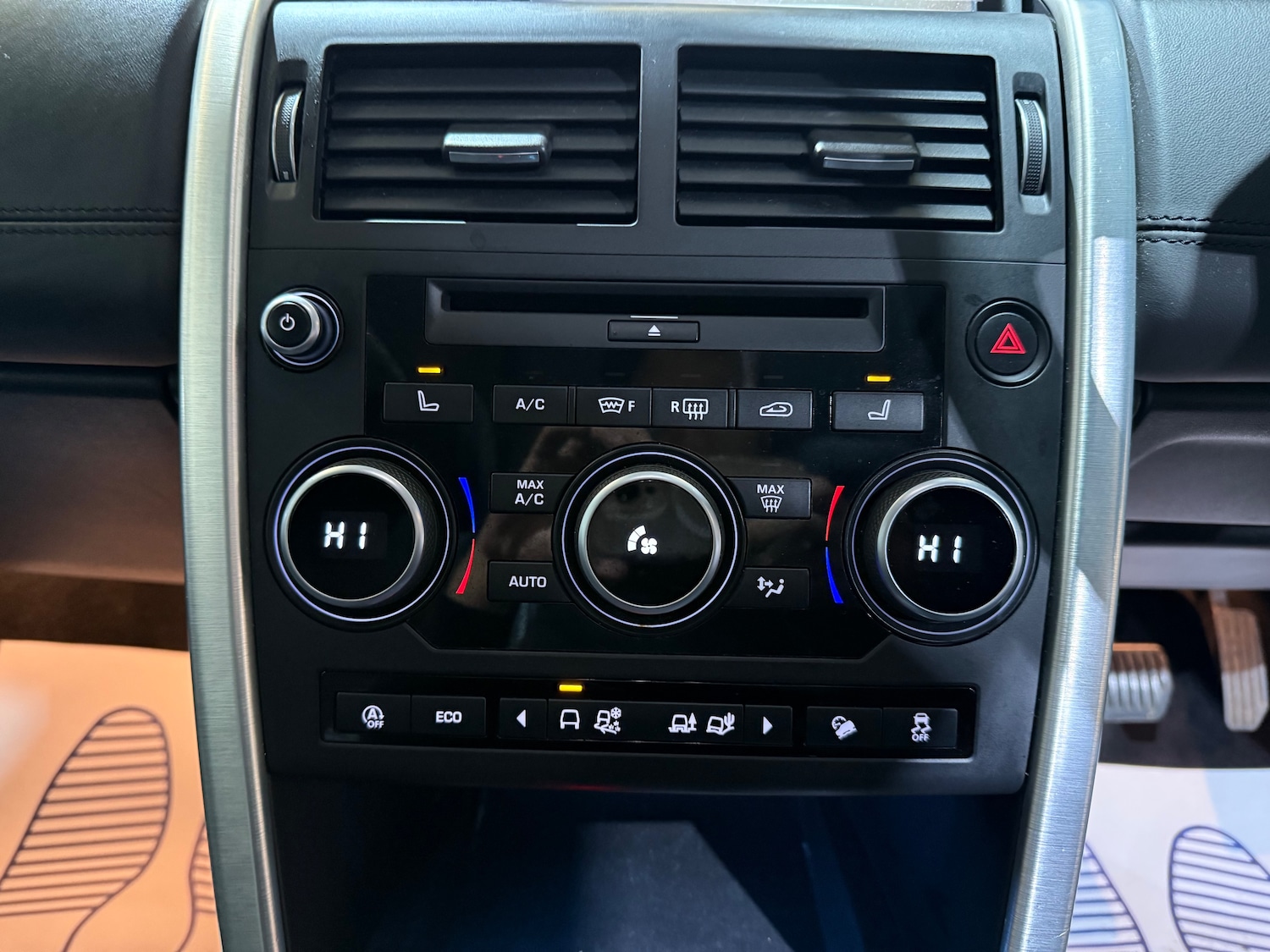 Used Land Rover Discovery Sport 2017 for sale - 76739373: Photo 48