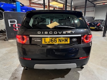 Used Land Rover Discovery Sport 2016 for sale - 78745870: Photo