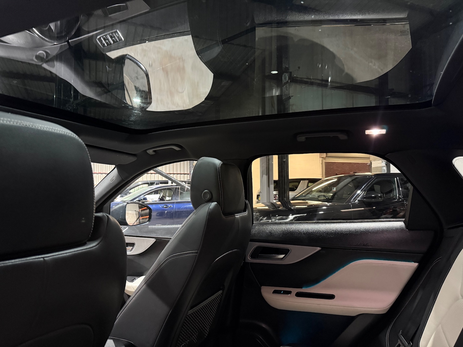 Used Jaguar F-Pace 2017 for sale - 77398488: Photo 16