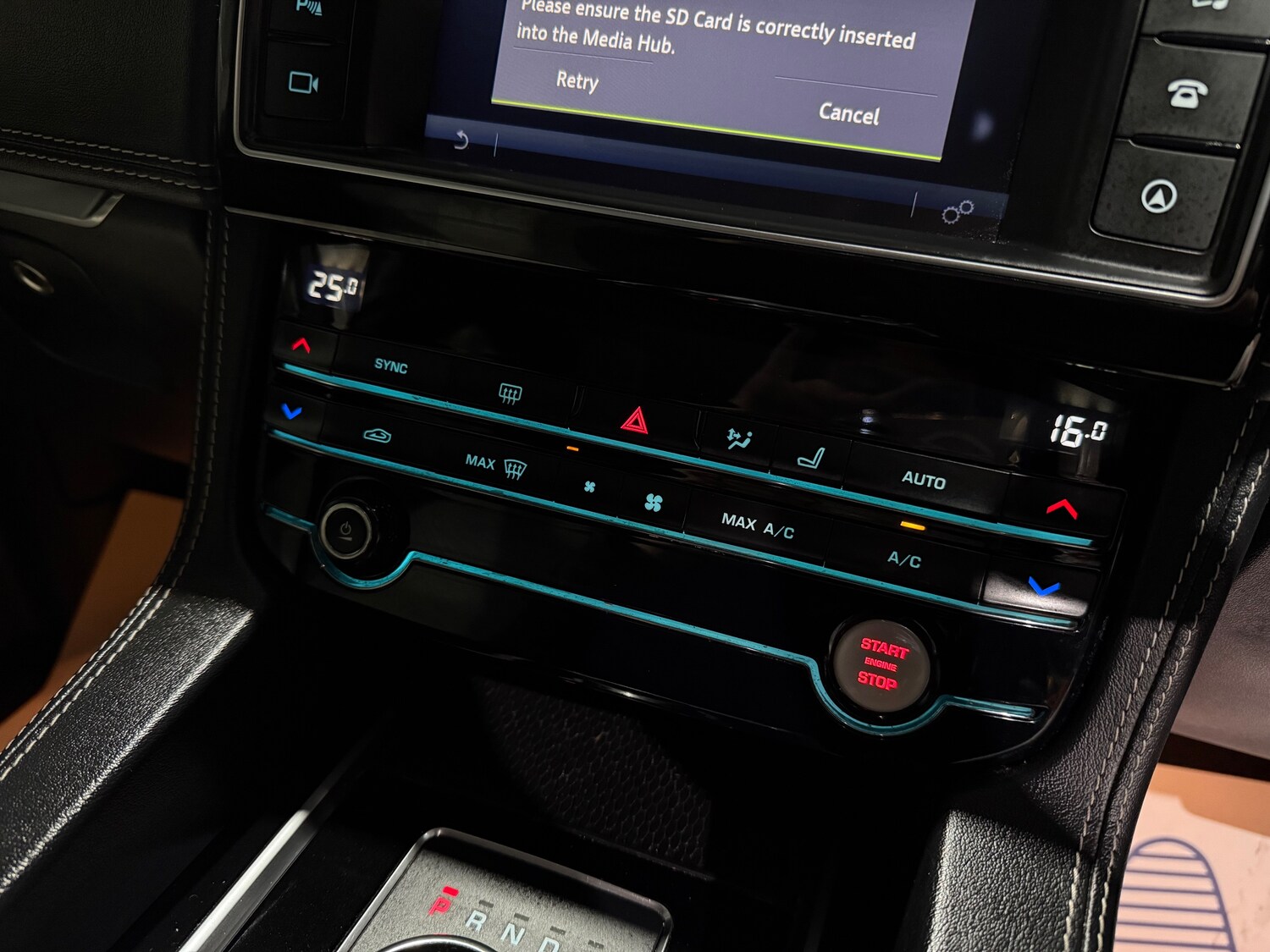 Used Jaguar F-Pace 2017 for sale - 77398488: Photo 42