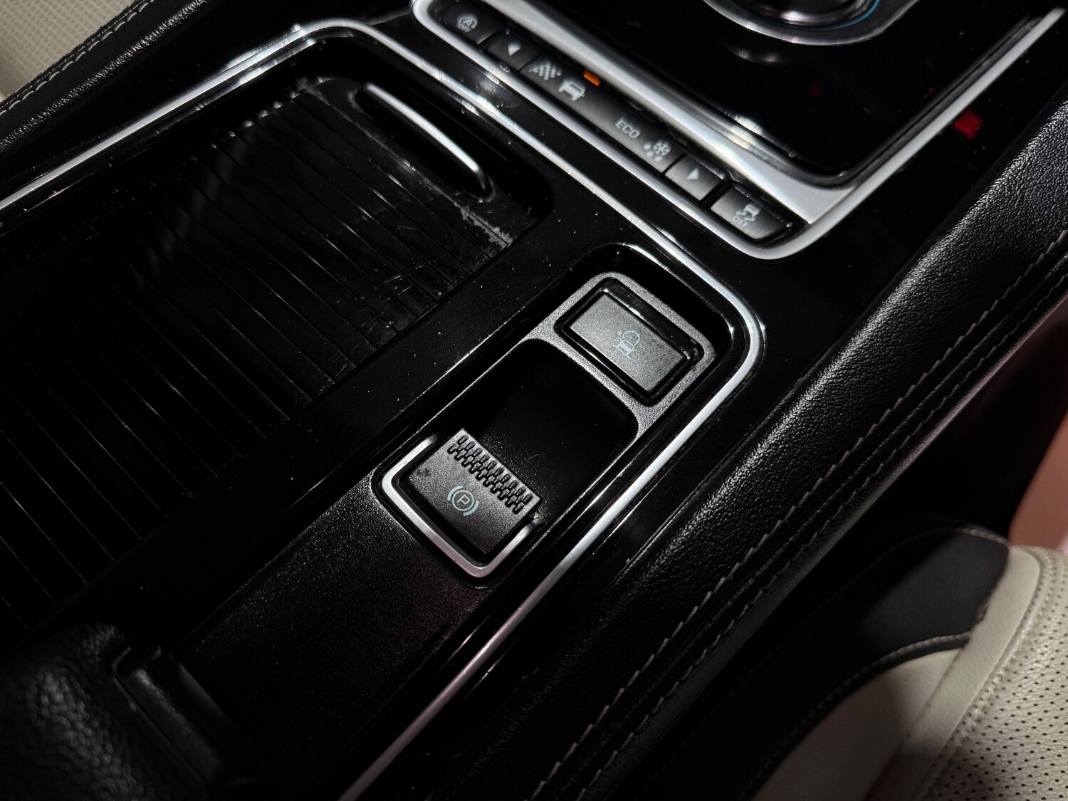 Used Jaguar F-Pace 2017 for sale - 77398488: Photo 45