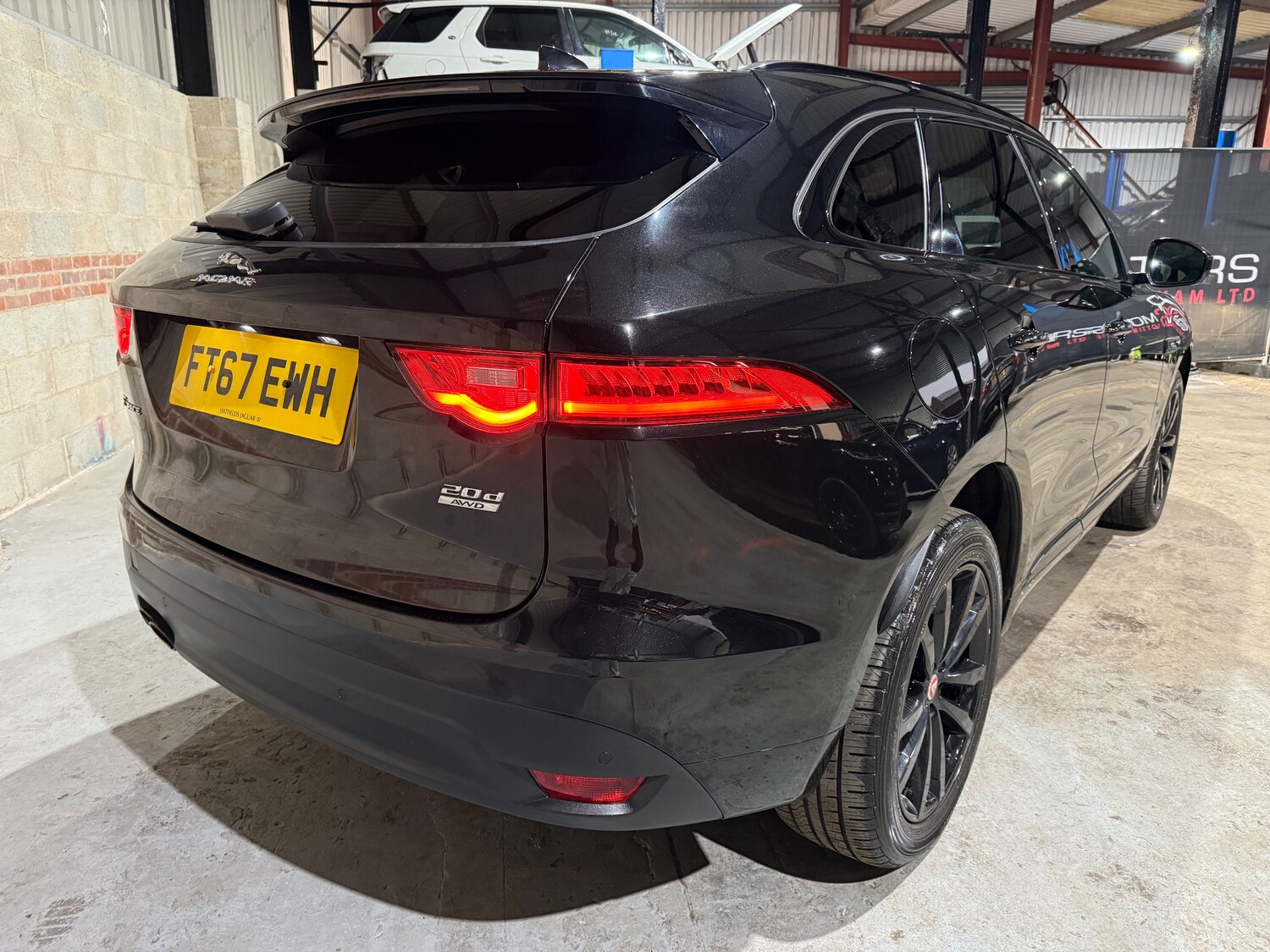 Used Jaguar F-Pace 2017 for sale - 77398488: Photo 48