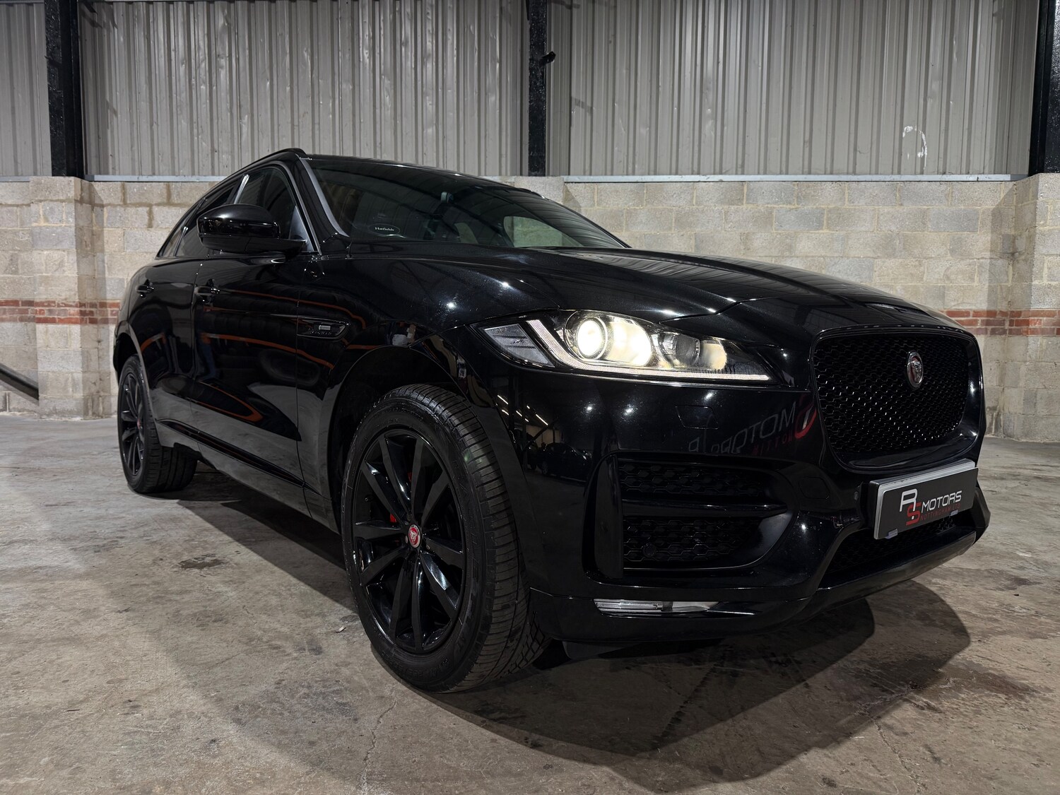 Used Jaguar F-Pace 2017 for sale - 77398488: Photo 53