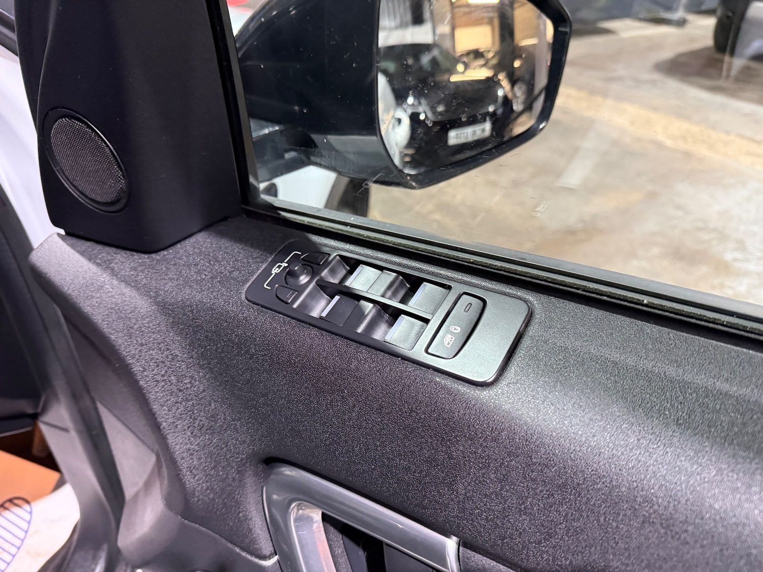 Used Land Rover Discovery Sport 2019 for sale - 77256550: Photo 28