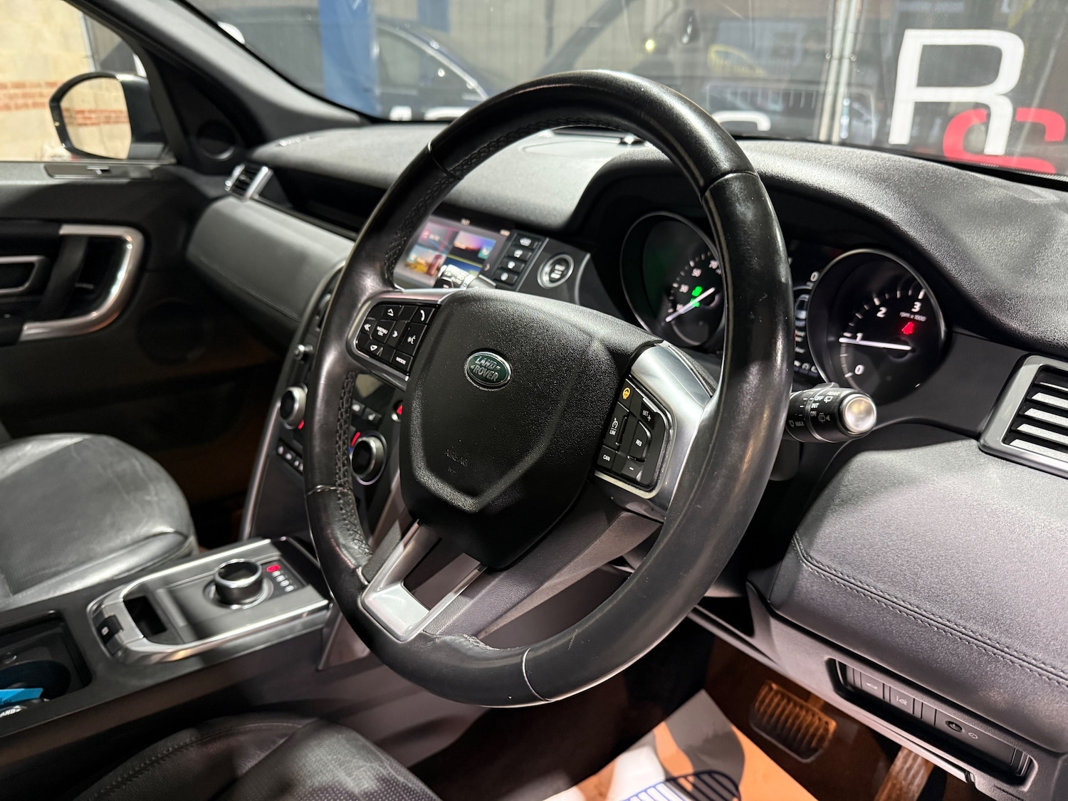 Used Land Rover Discovery Sport 2019 for sale - 77256550: Photo 29