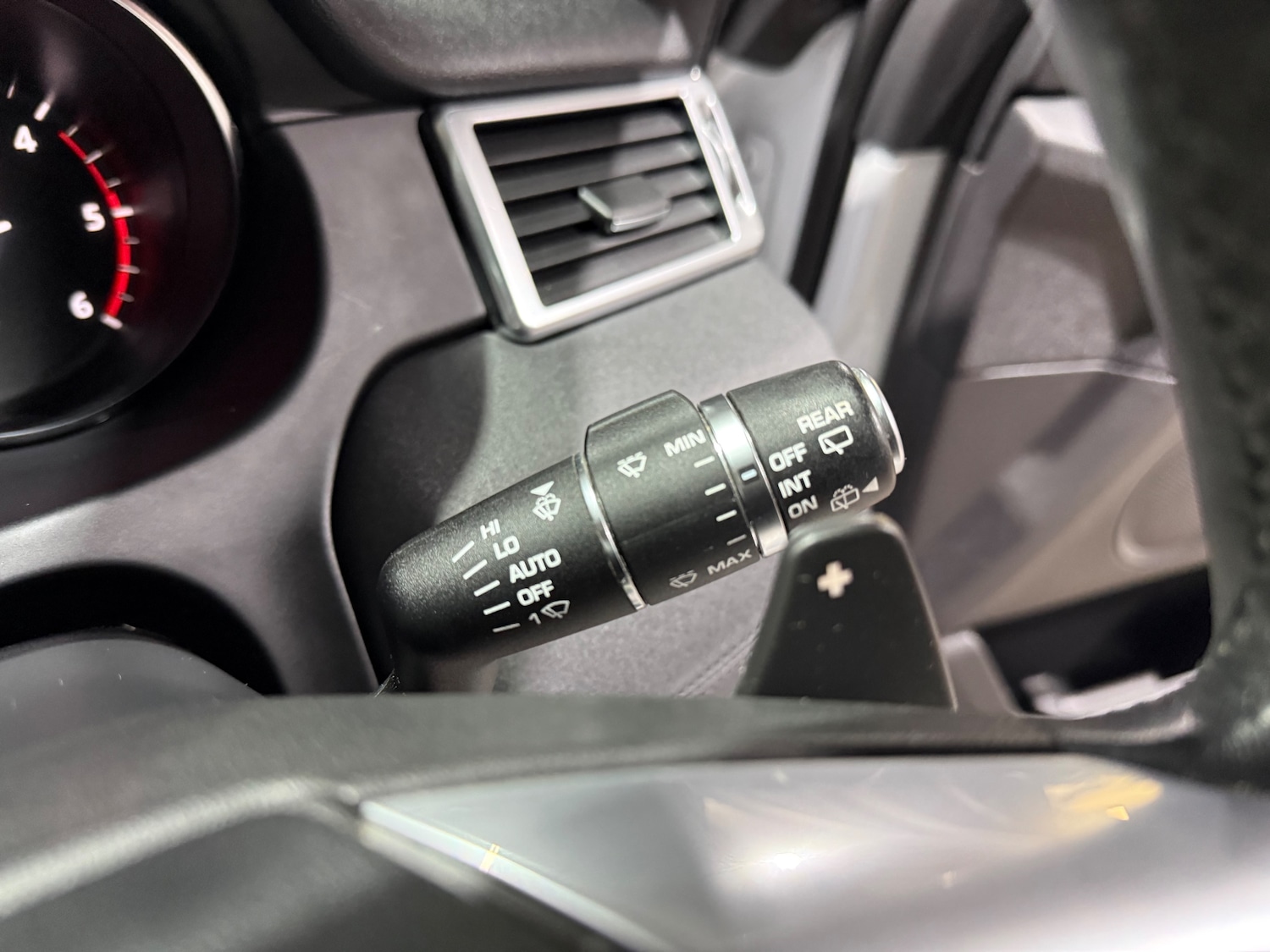 Used Land Rover Discovery Sport 2019 for sale - 77256550: Photo 39