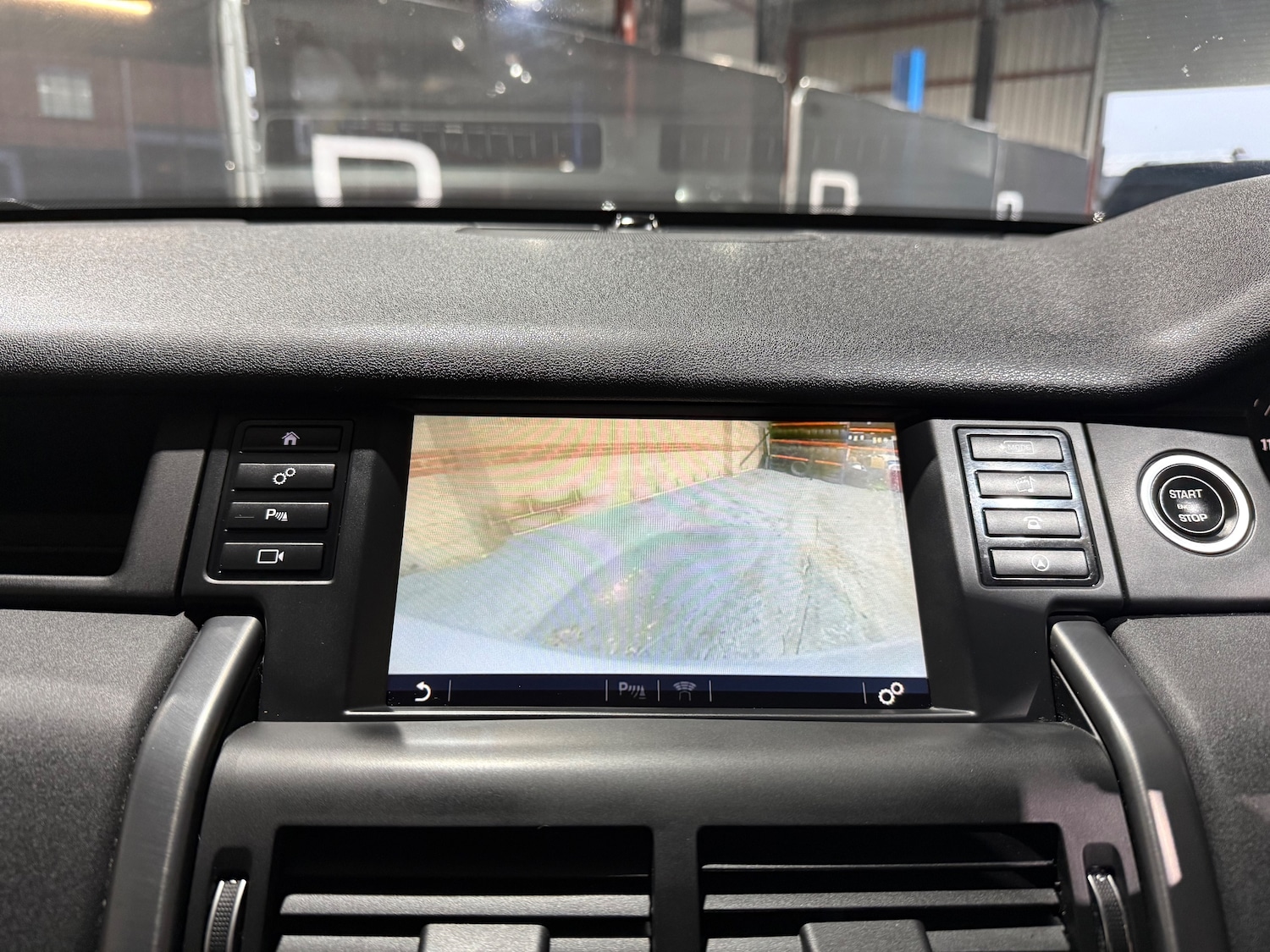 Used Land Rover Discovery Sport 2019 for sale - 77256550: Photo 40