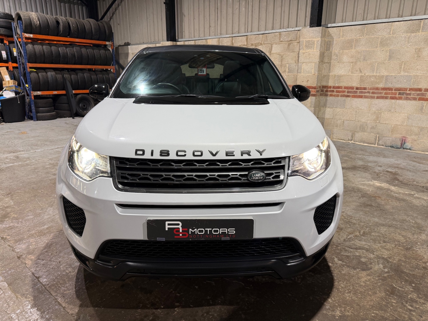 Used Land Rover Discovery Sport 2019 for sale - 77256550: Photo 6