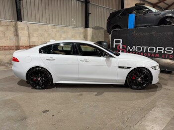 Used Jaguar XE 2018 for sale - 78479909: Photo