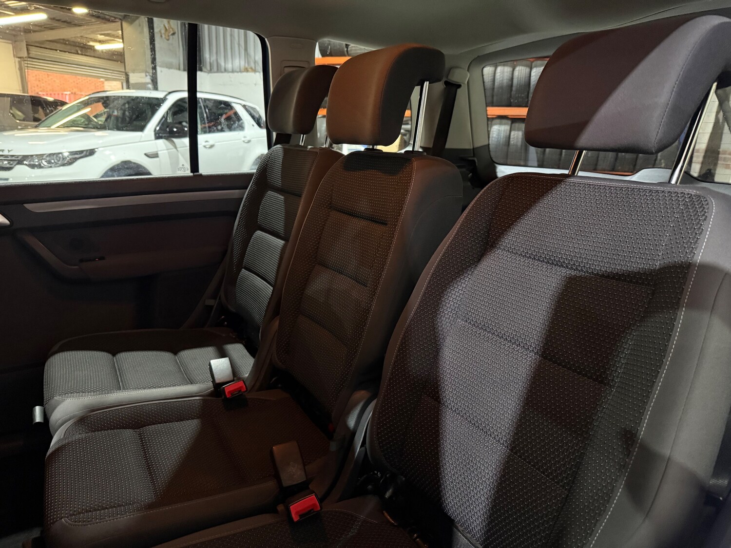 Used Volkswagen Touran 2012 for sale - 77501925: Photo 12