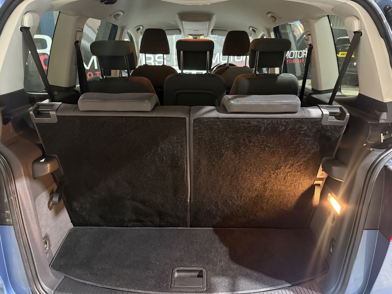 Used Volkswagen Touran 2012 for sale - 77501925: Photo 14