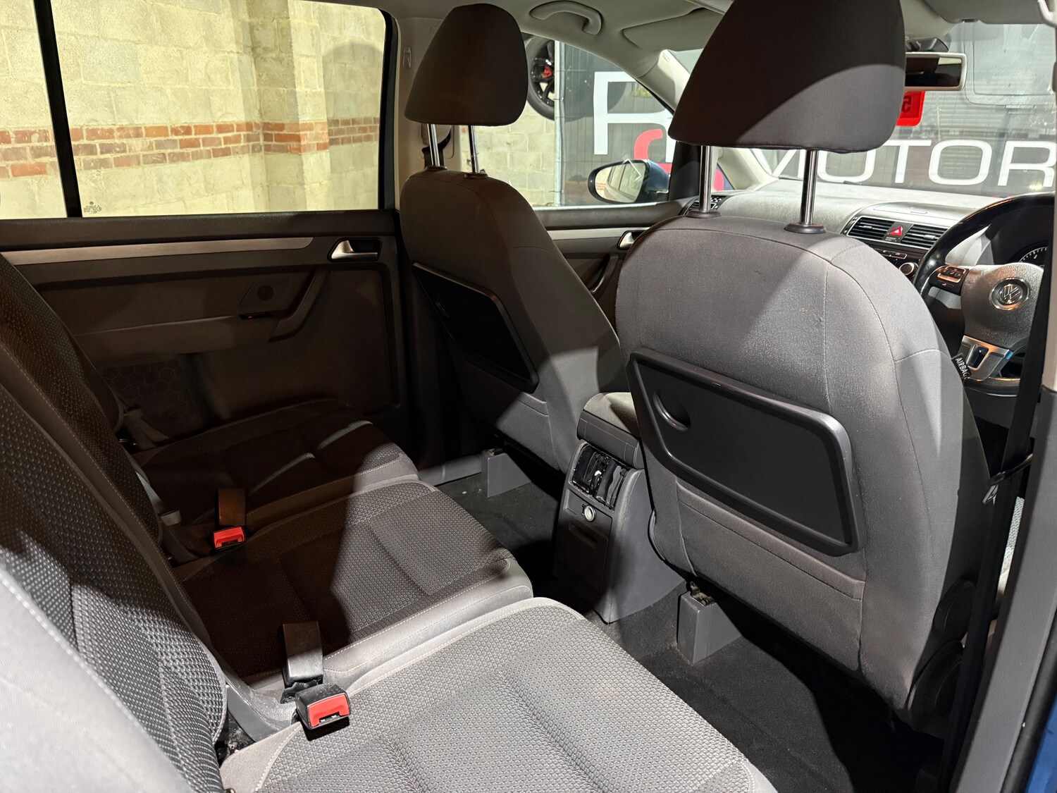 Used Volkswagen Touran 2012 for sale - 77501925: Photo 17