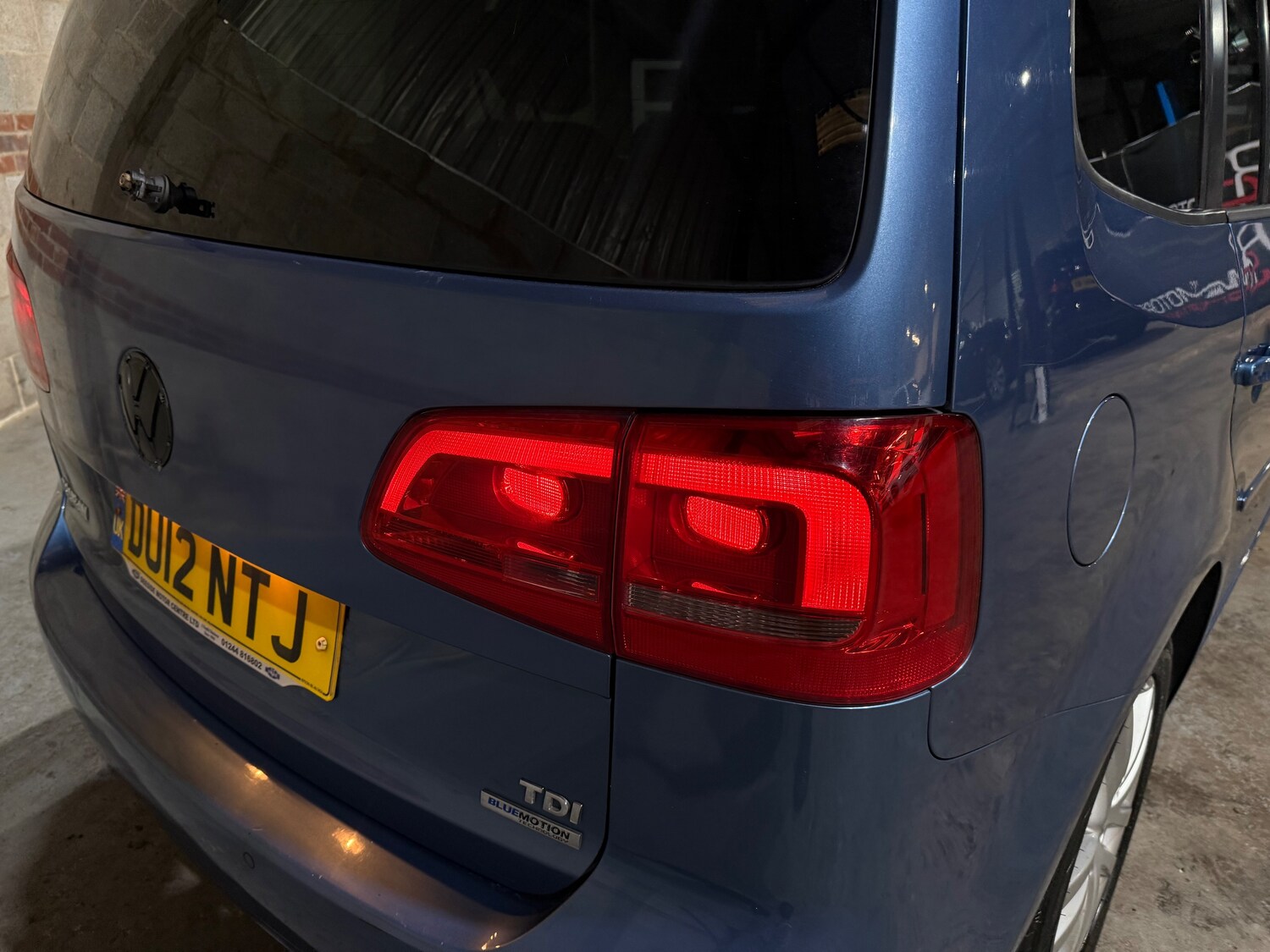 Used Volkswagen Touran 2012 for sale - 77501925: Photo 38