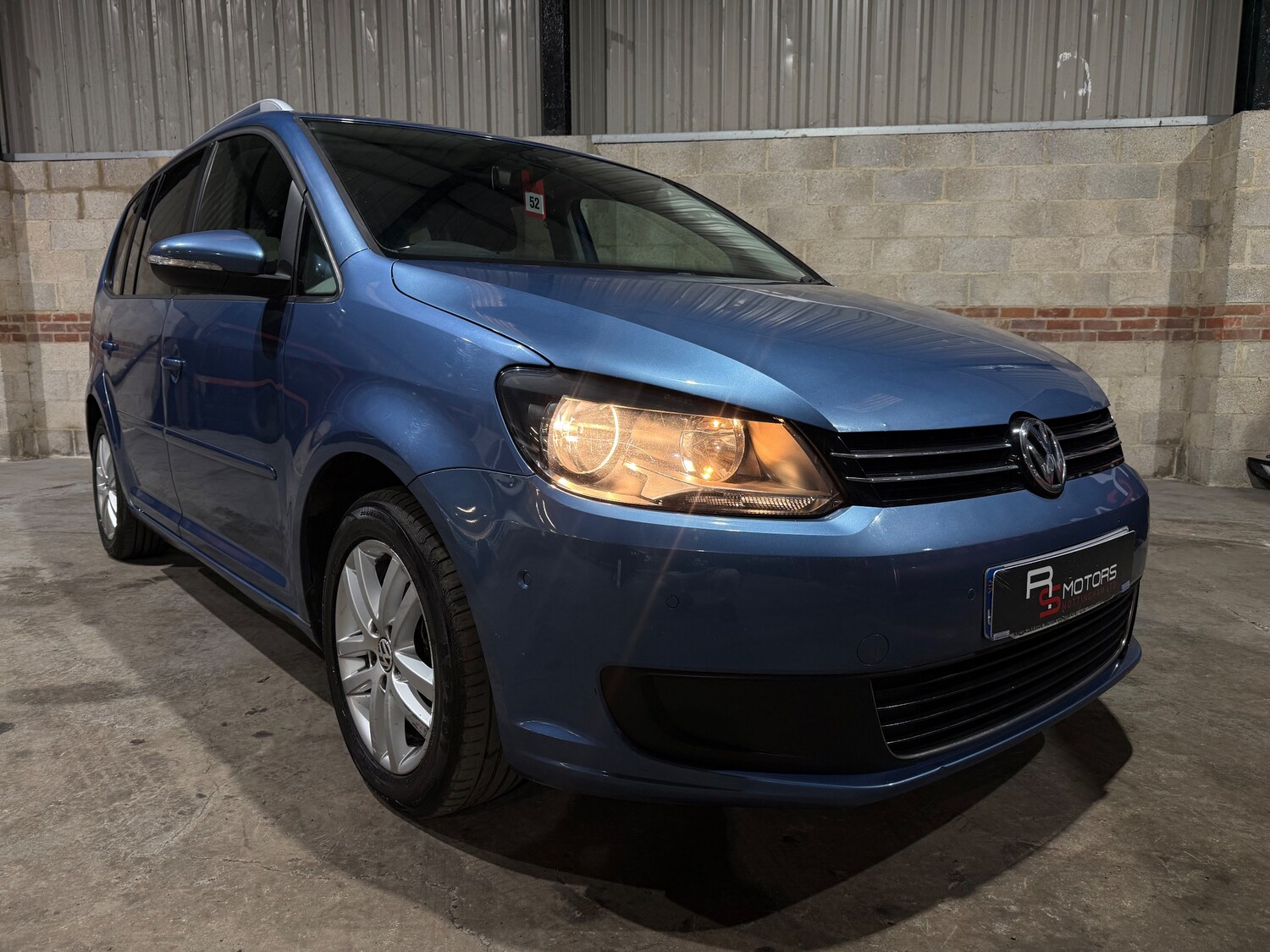Used Volkswagen Touran 2012 for sale - 77501925: Photo 40