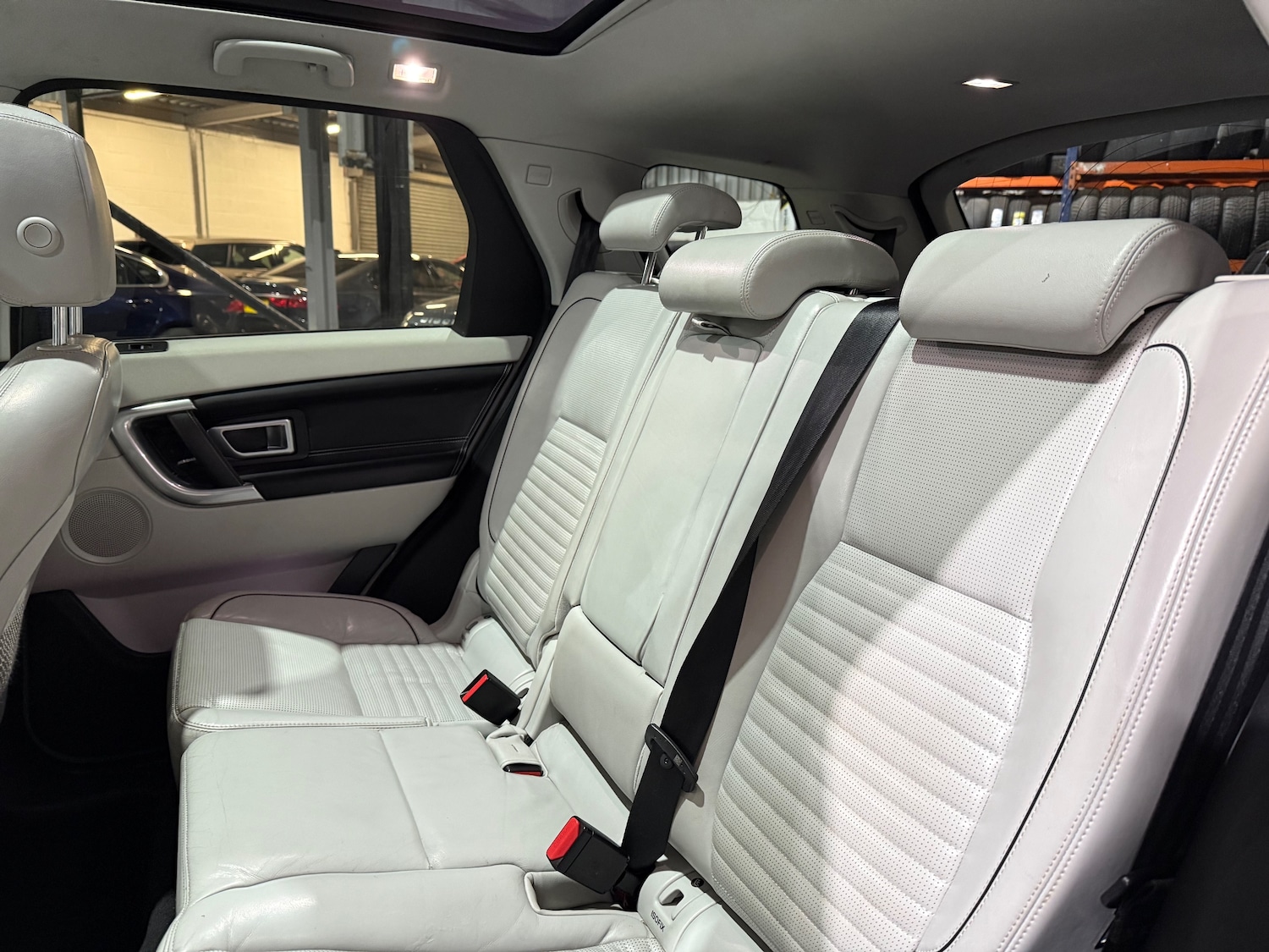 Used Land Rover Discovery Sport 2017 for sale - 77099156: Photo 15