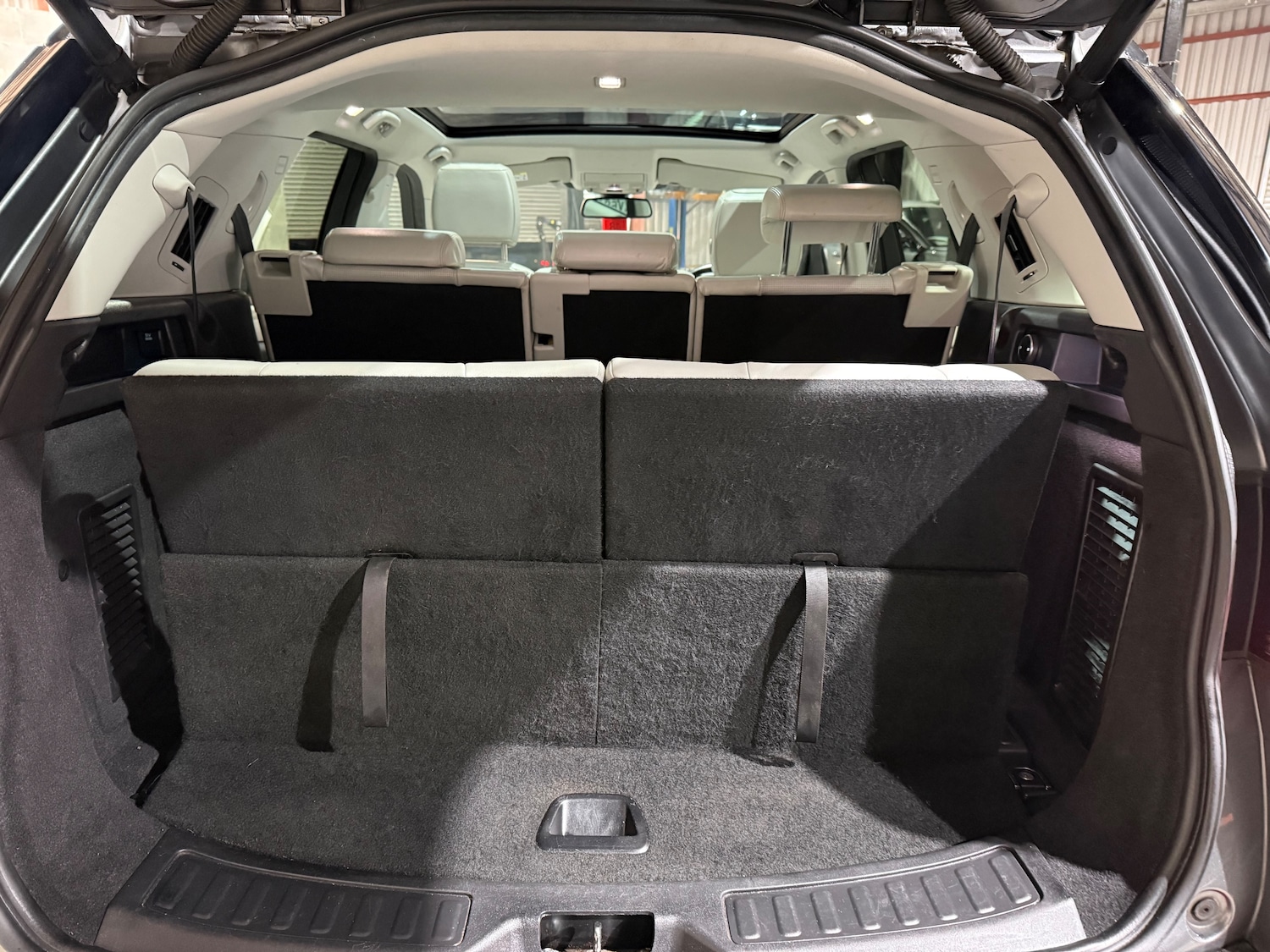 Used Land Rover Discovery Sport 2017 for sale - 77099156: Photo 19