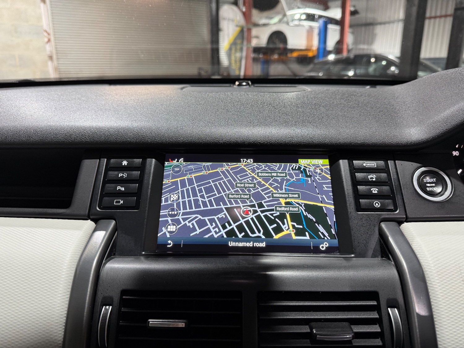 Used Land Rover Discovery Sport 2017 for sale - 77099156: Photo 45