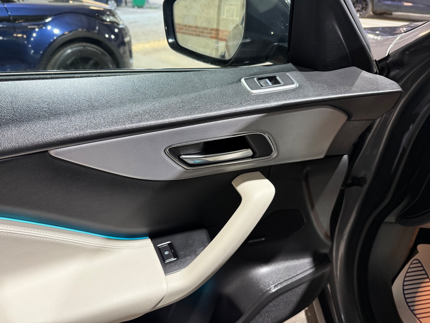 Used Jaguar F-Pace 2017 for sale - 76520200: Photo 8