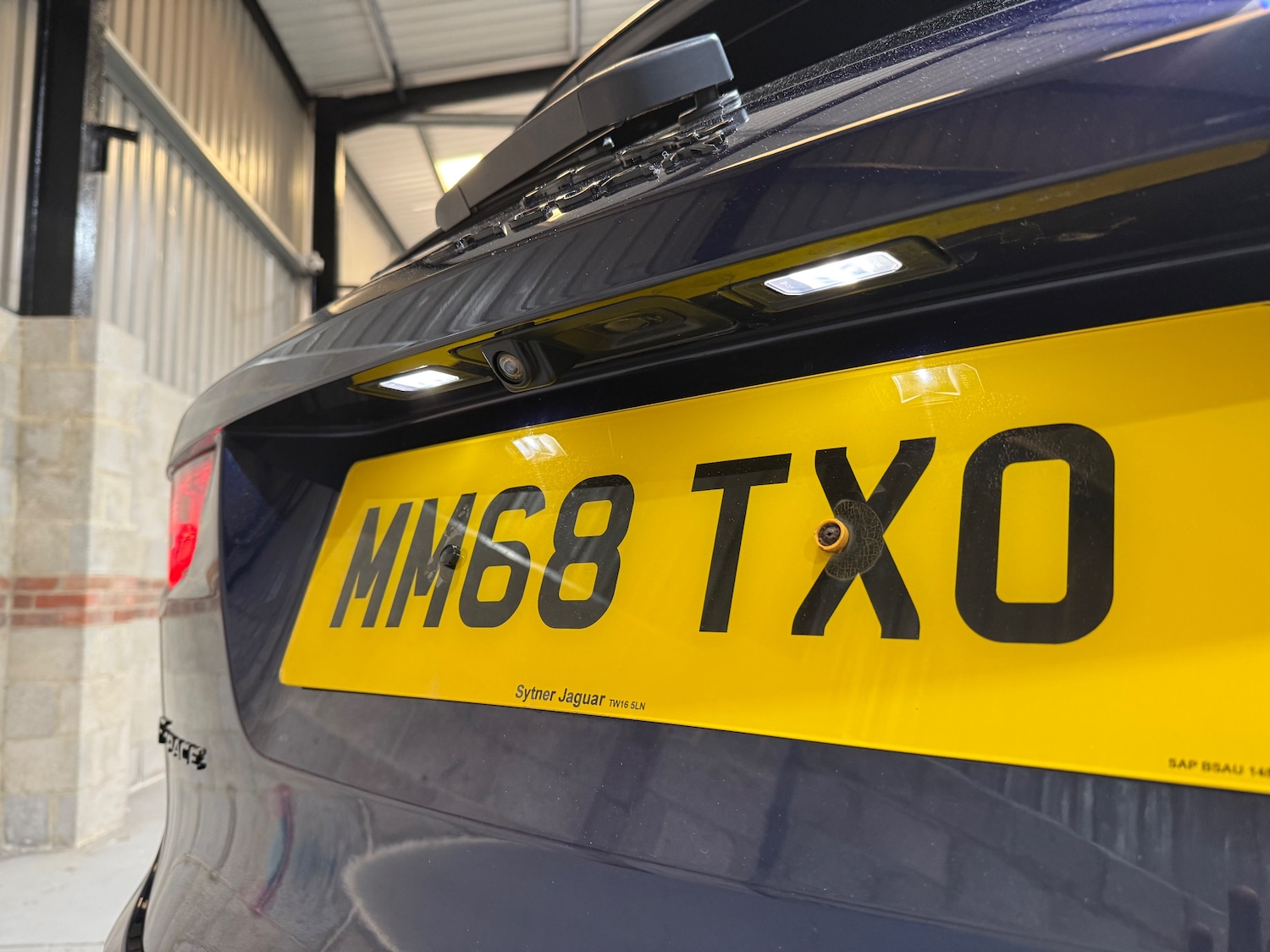 Used Jaguar F-Pace 2018 for sale - 75937929: Photo 55