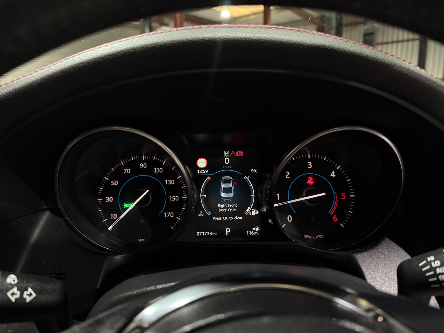 Used Jaguar XF 2016 for sale - 76739379: Photo 32