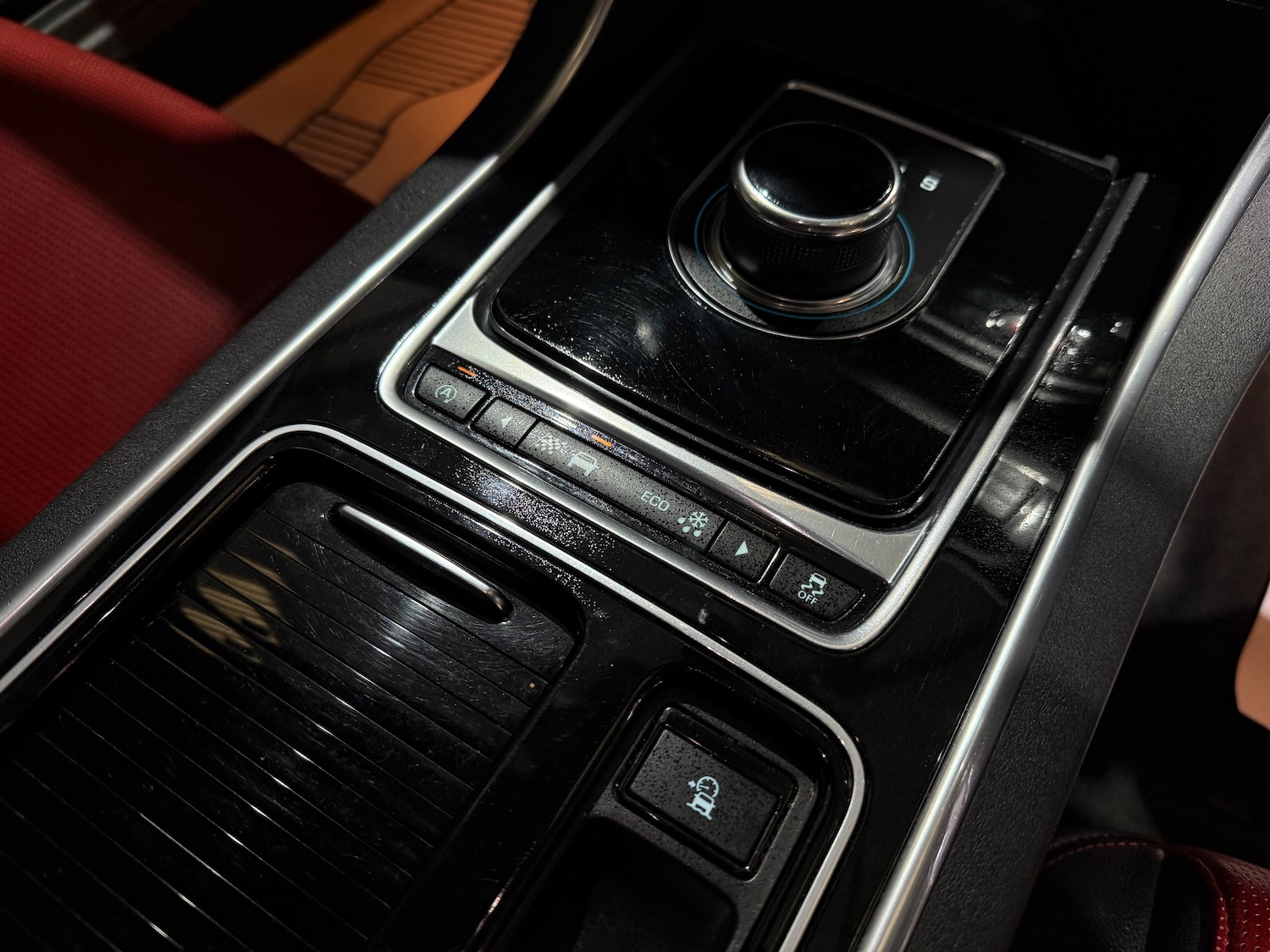 Used Jaguar XF 2016 for sale - 76739379: Photo 39