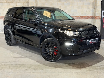 Used Land Rover Discovery Sport 2017 for sale - 79005332: Photo