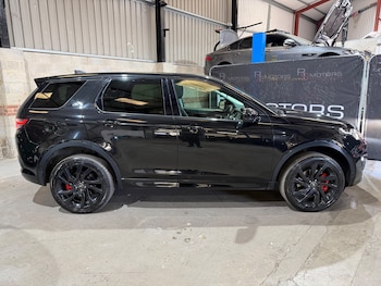Used Land Rover Discovery Sport 2017 for sale - 79005332: Photo