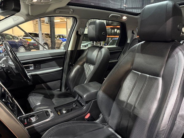 Used Land Rover Discovery Sport 2016 for sale - 76299852: Photo 10