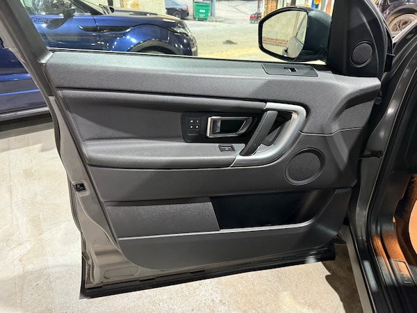 Used Land Rover Discovery Sport 2016 for sale - 76299852: Photo 7
