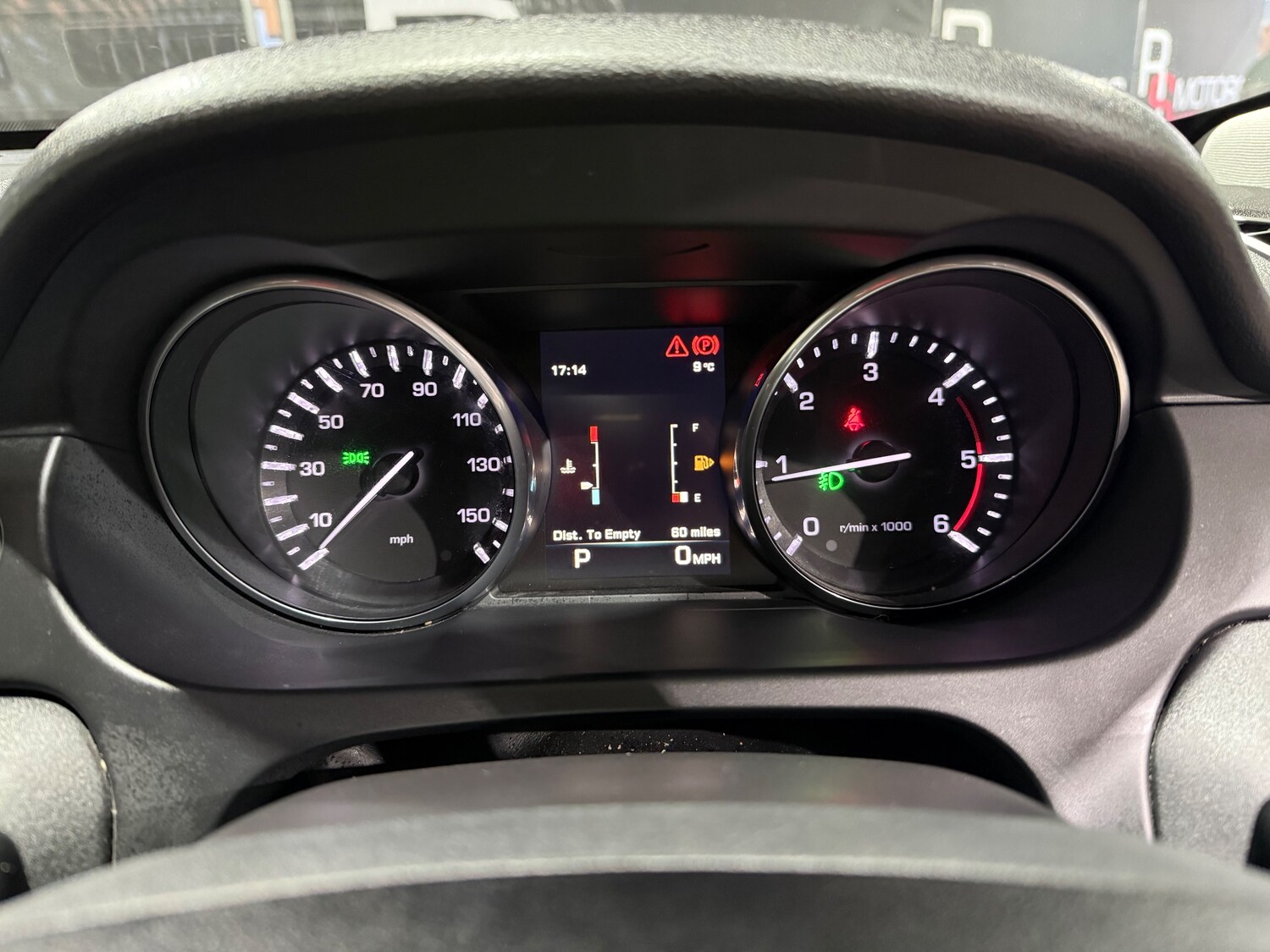 Used Land Rover Discovery Sport 2016 for sale - 77786405: Photo 30