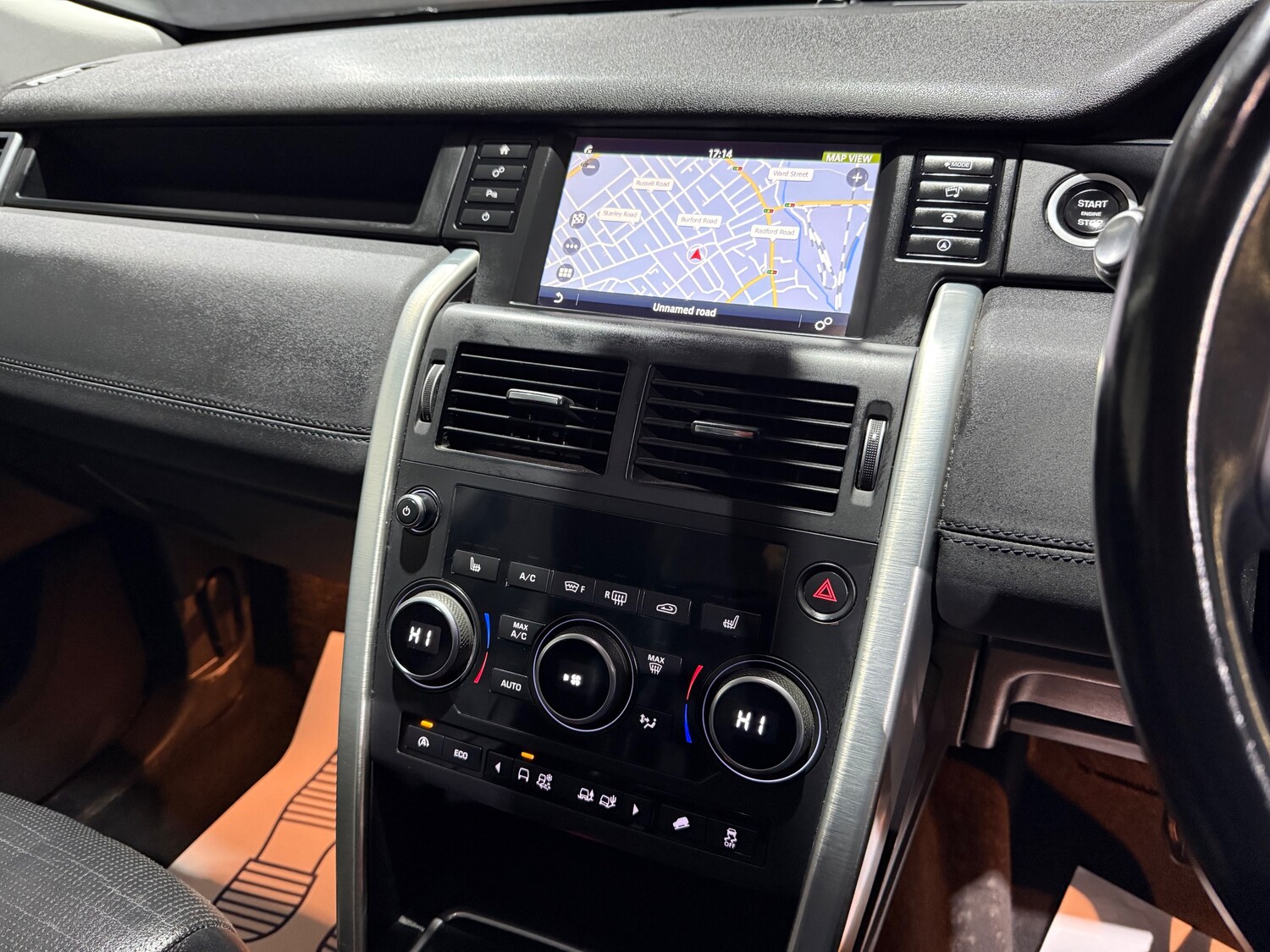 Used Land Rover Discovery Sport 2016 for sale - 77786405: Photo 32