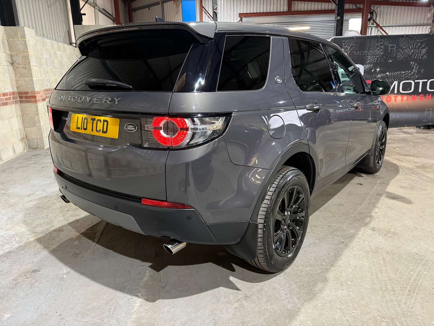 Used Land Rover Discovery Sport 2016 for sale - 77786405: Photo 5