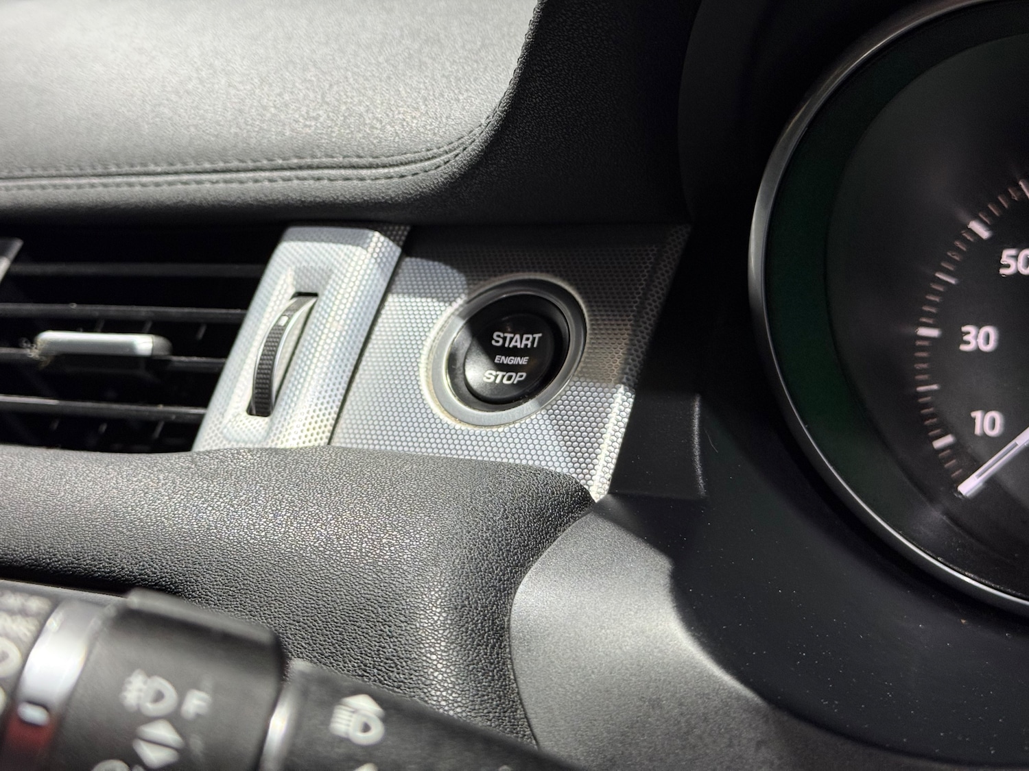 Used Land Rover Range Rover Evoque 2017 for sale - 77878689: Photo 44