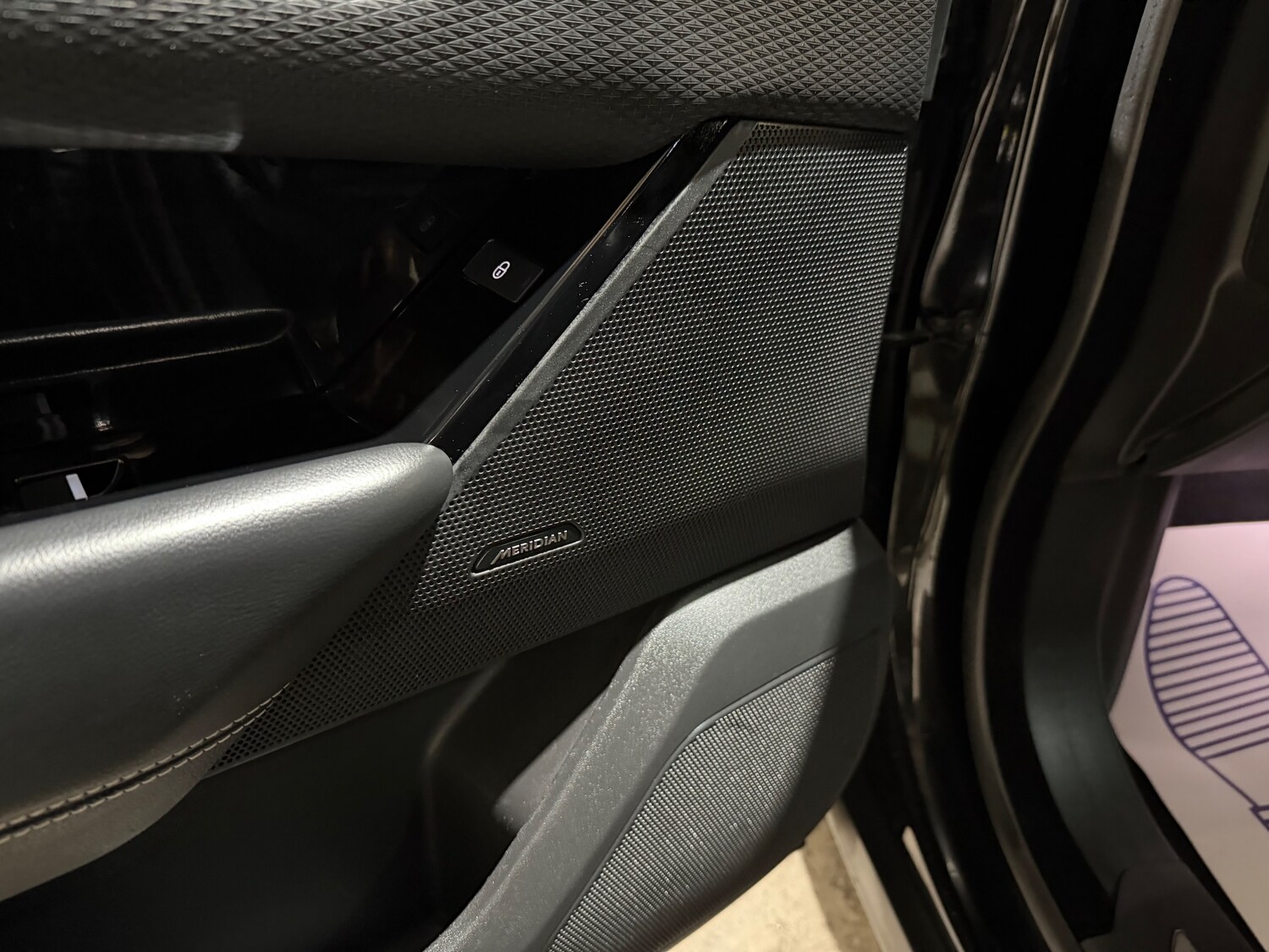 Used Land Rover Range Rover Velar 2018 for sale - 77557311: Photo 10