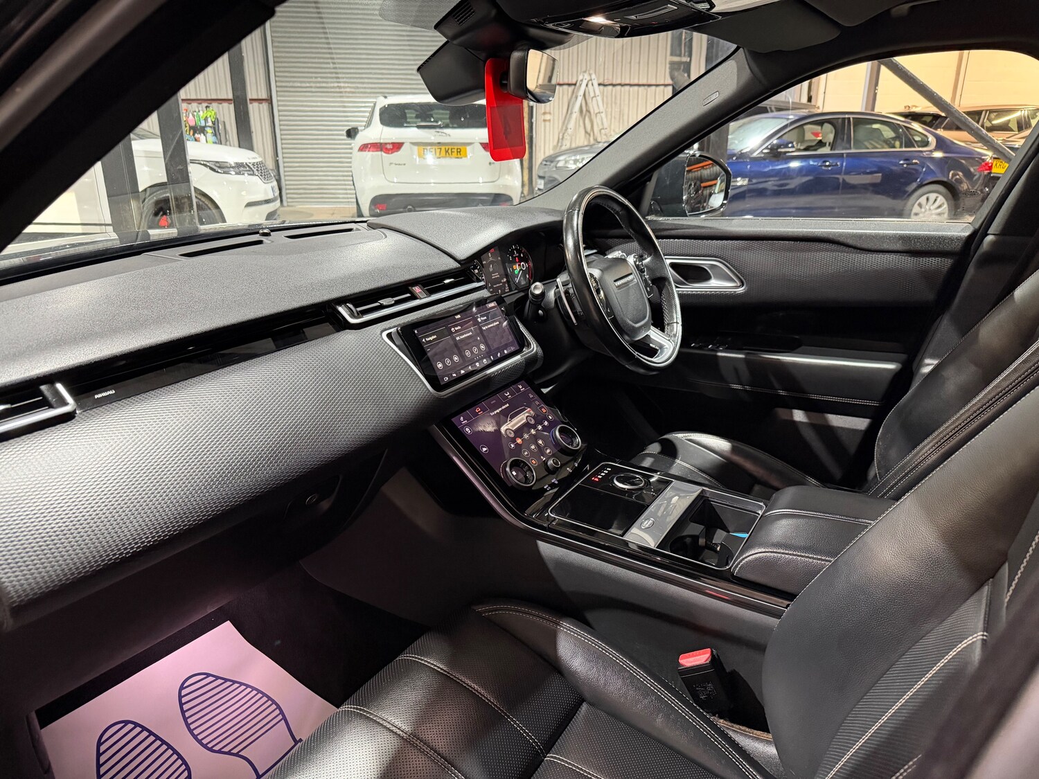 Used Land Rover Range Rover Velar 2018 for sale - 77557311: Photo 11