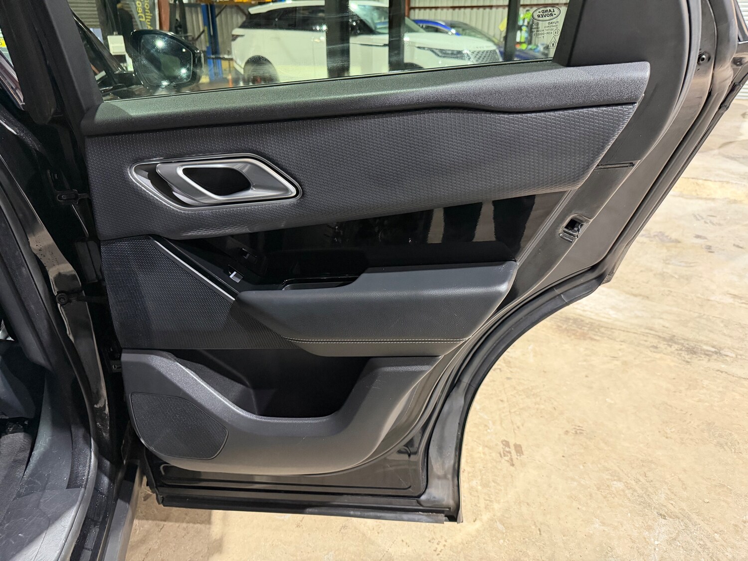 Used Land Rover Range Rover Velar 2018 for sale - 77557311: Photo 21